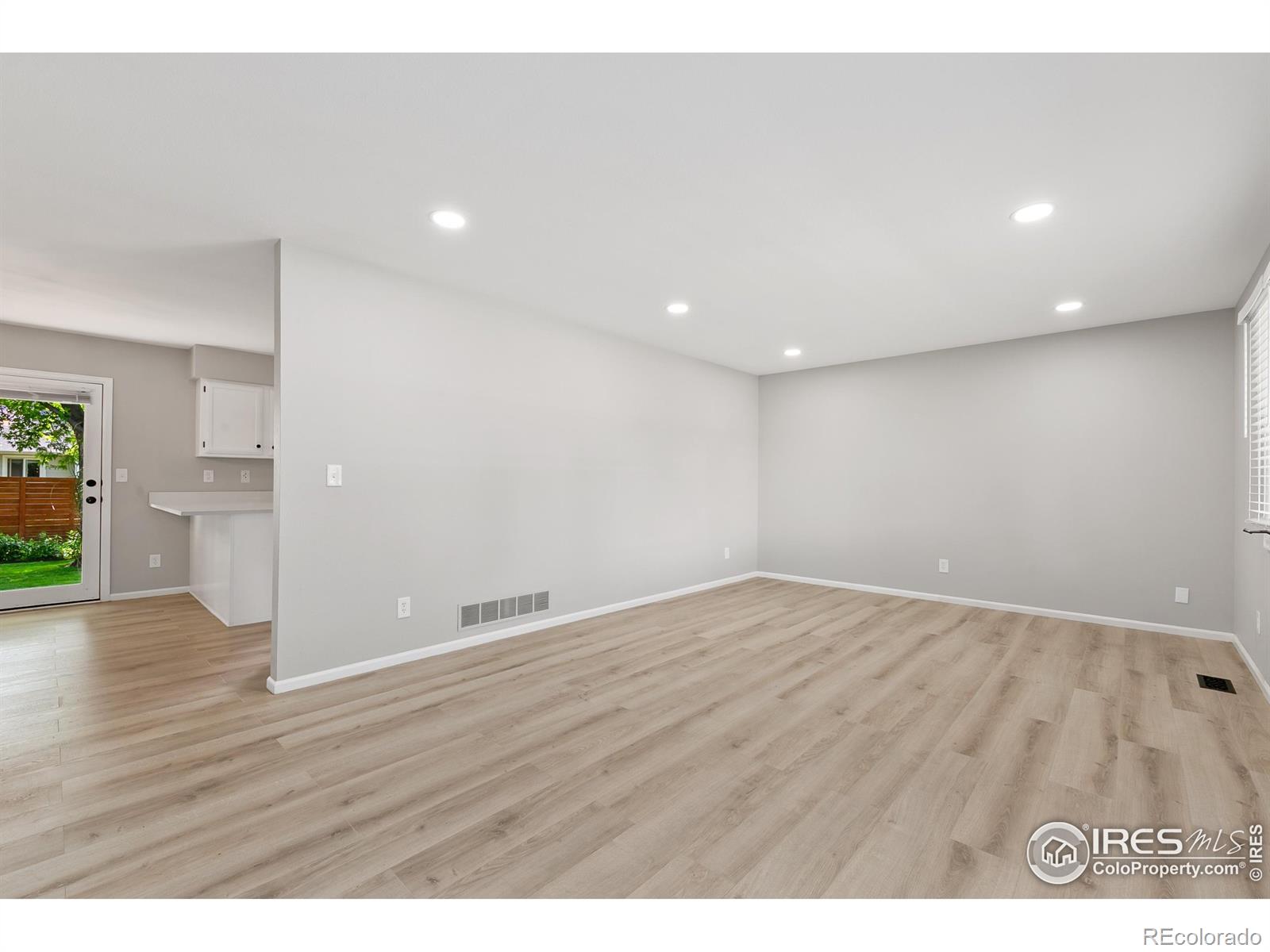 MLS Image #6 for 1069  pinyon drive,windsor, Colorado