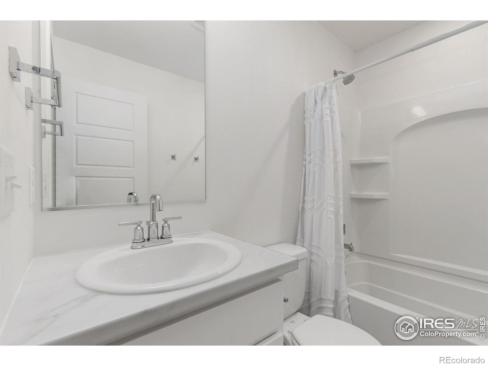 MLS Image #27 for 205  cardinal street,johnstown, Colorado