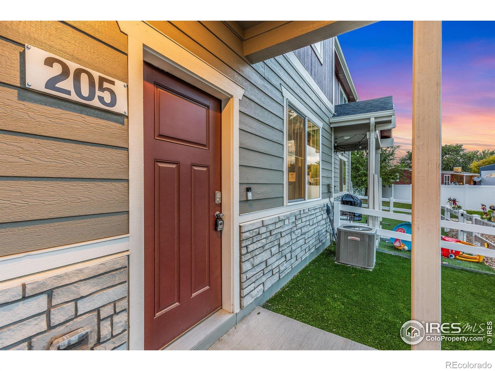 MLS Image #6 for 205  cardinal street,johnstown, Colorado