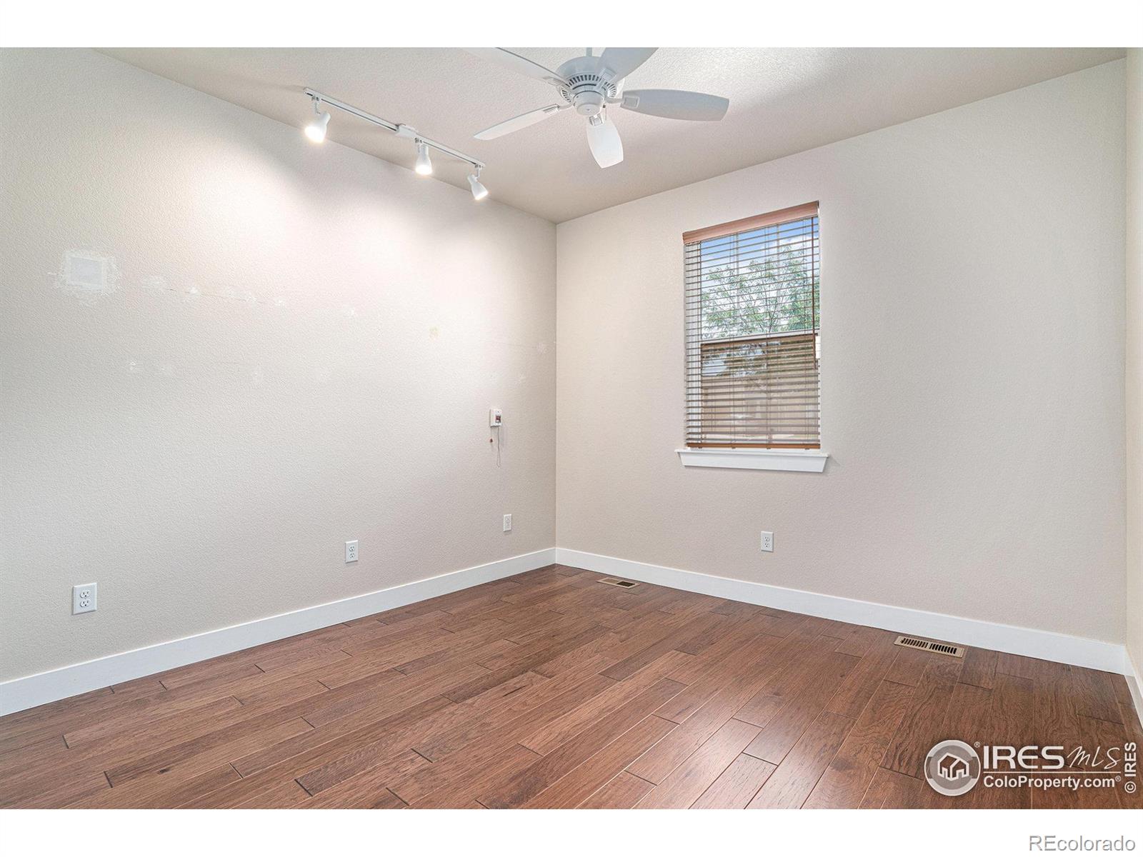 MLS Image #12 for 4751  pleasant oak drive,fort collins, Colorado