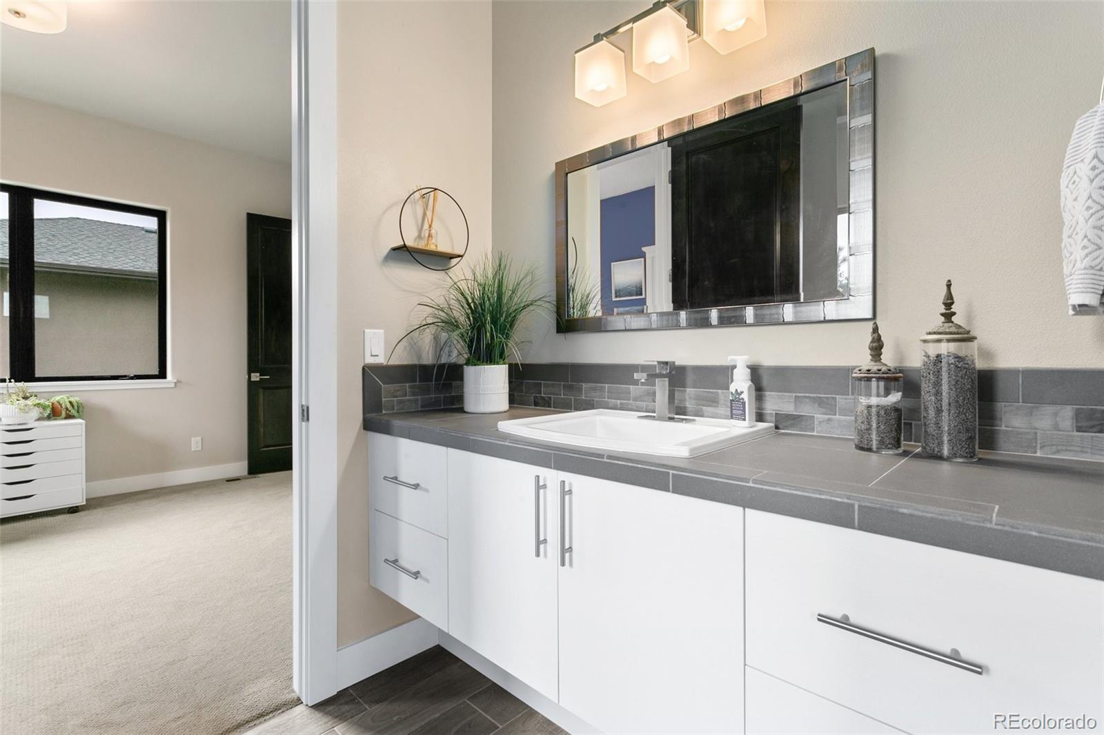 MLS Image #24 for 843  long timber lane,monument, Colorado