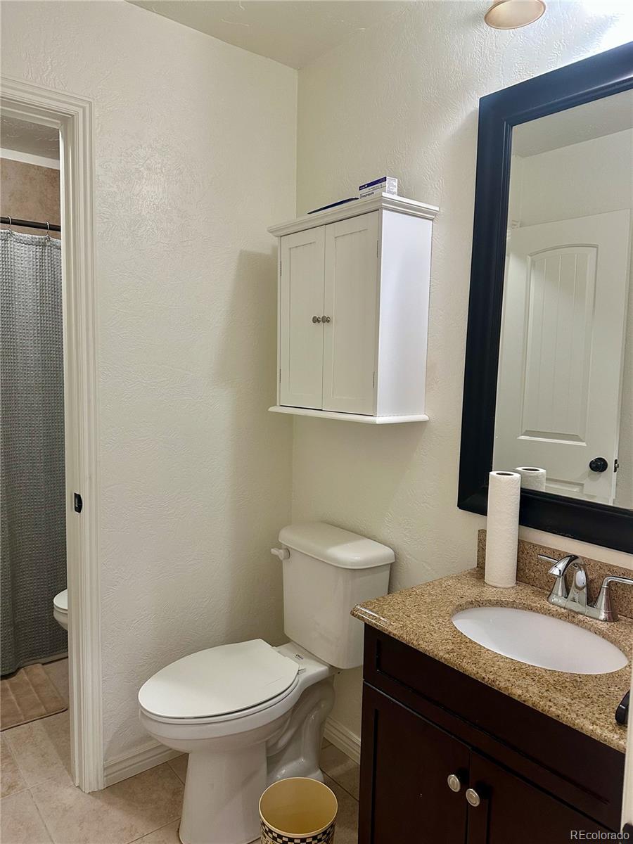 MLS Image #9 for 3550 s harlan street,denver, Colorado