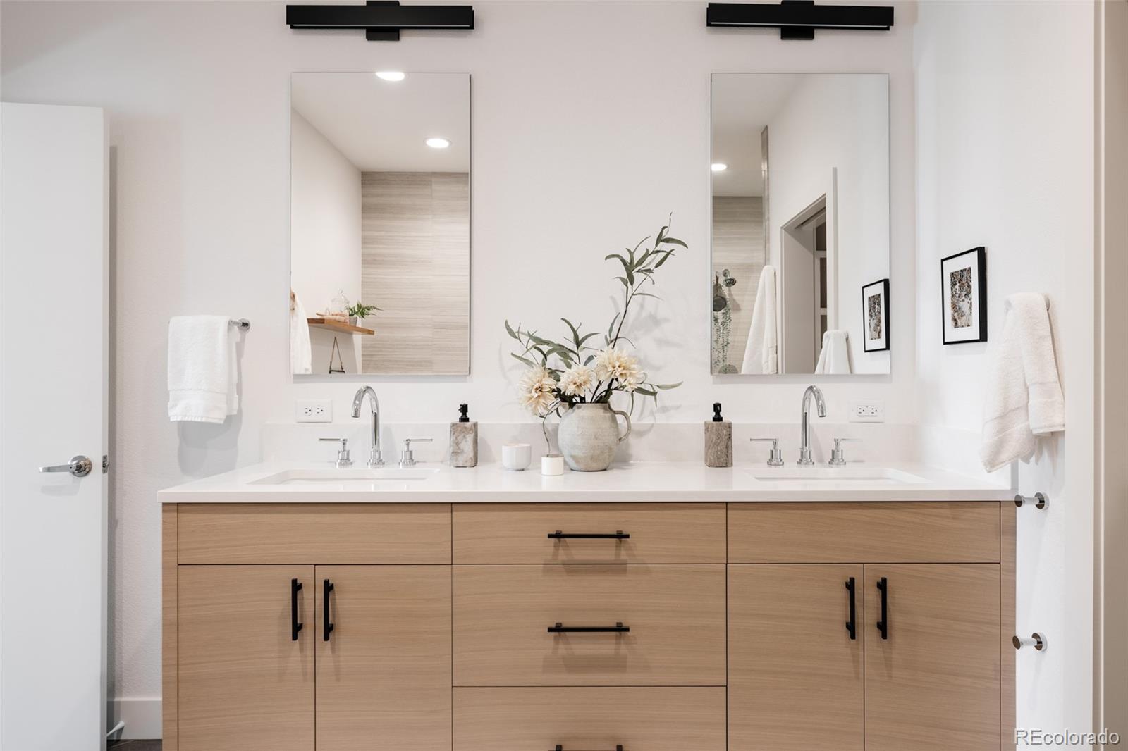 MLS Image #19 for 3130  wyandot street,denver, Colorado