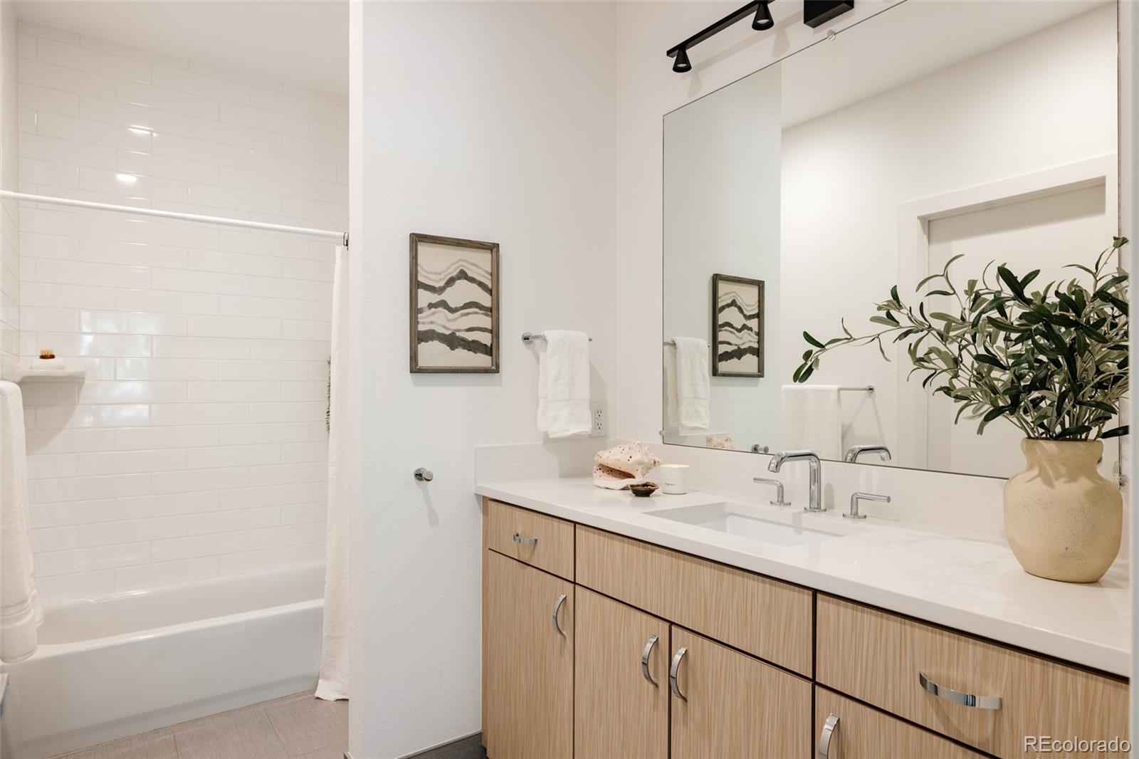 MLS Image #24 for 3130  wyandot street,denver, Colorado