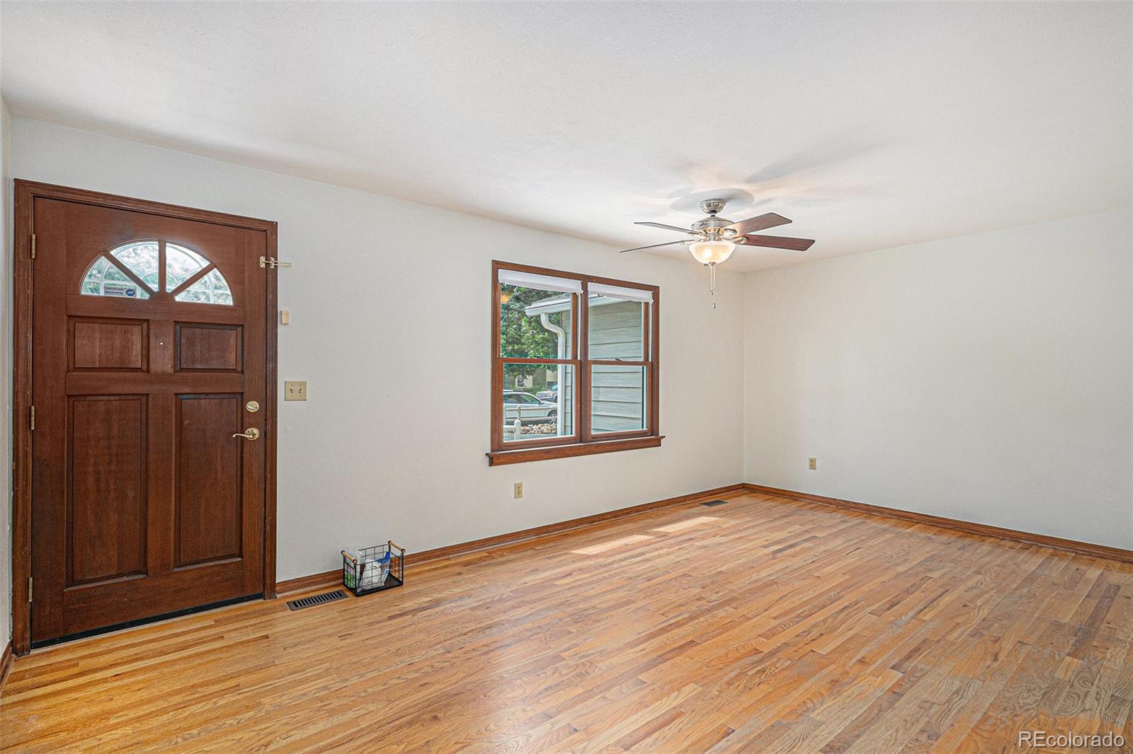 MLS Image #4 for 3272 s joplin court,aurora, Colorado