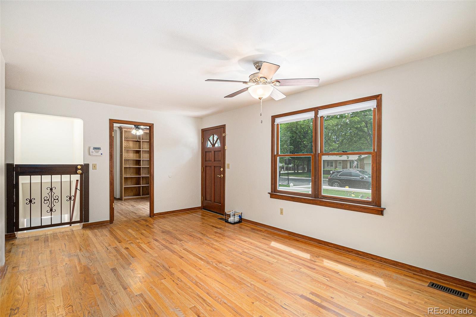 MLS Image #5 for 3272 s joplin court,aurora, Colorado