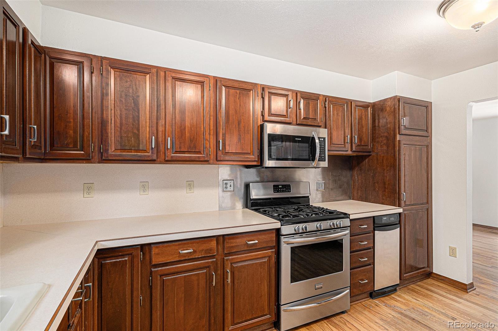 MLS Image #9 for 3272 s joplin court,aurora, Colorado