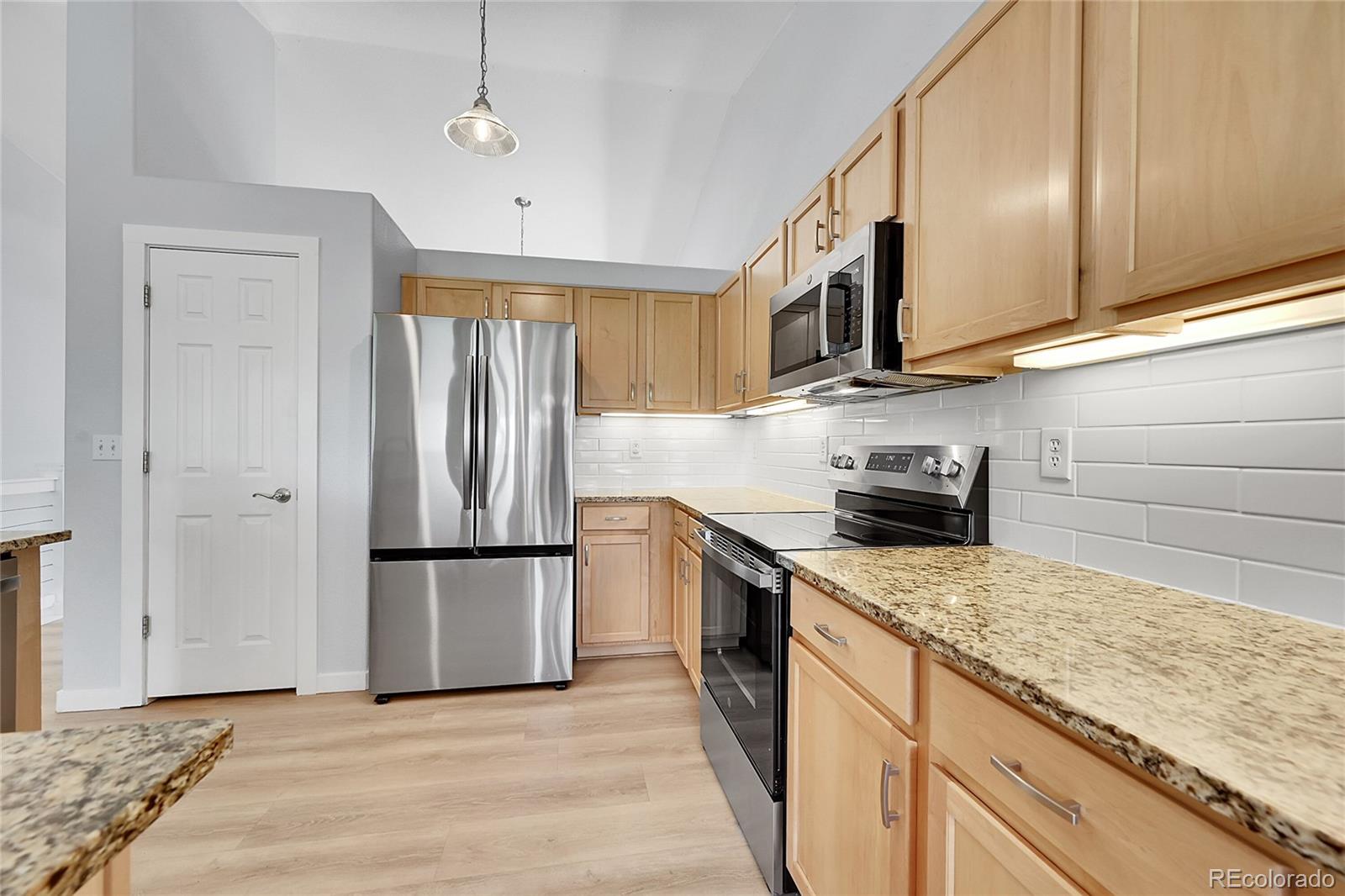 MLS Image #8 for 2205  santa fe drive,longmont, Colorado