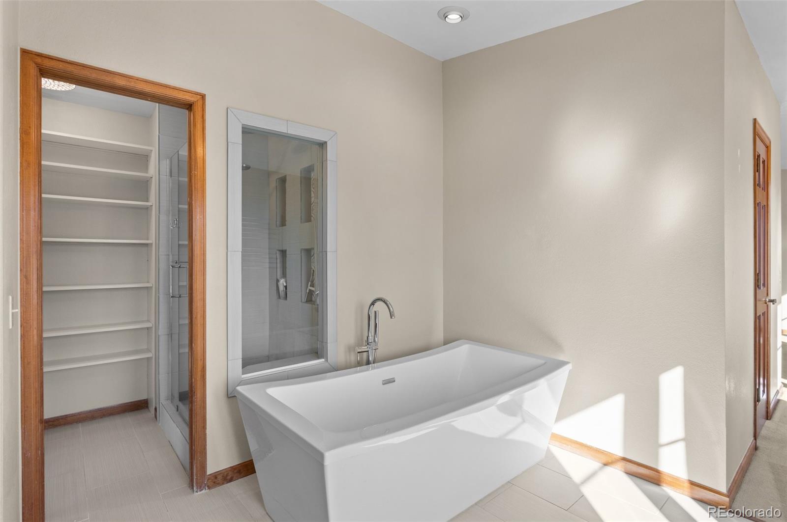 MLS Image #20 for 8000 s williams way,centennial, Colorado