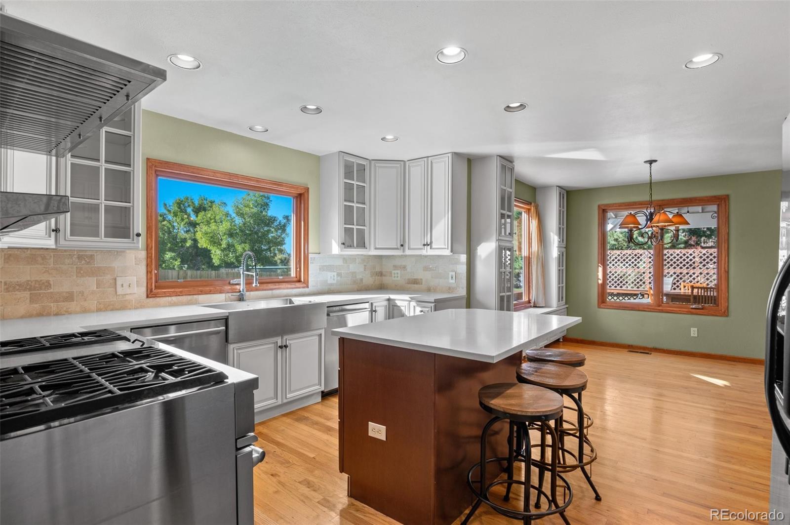 MLS Image #3 for 8000 s williams way,centennial, Colorado
