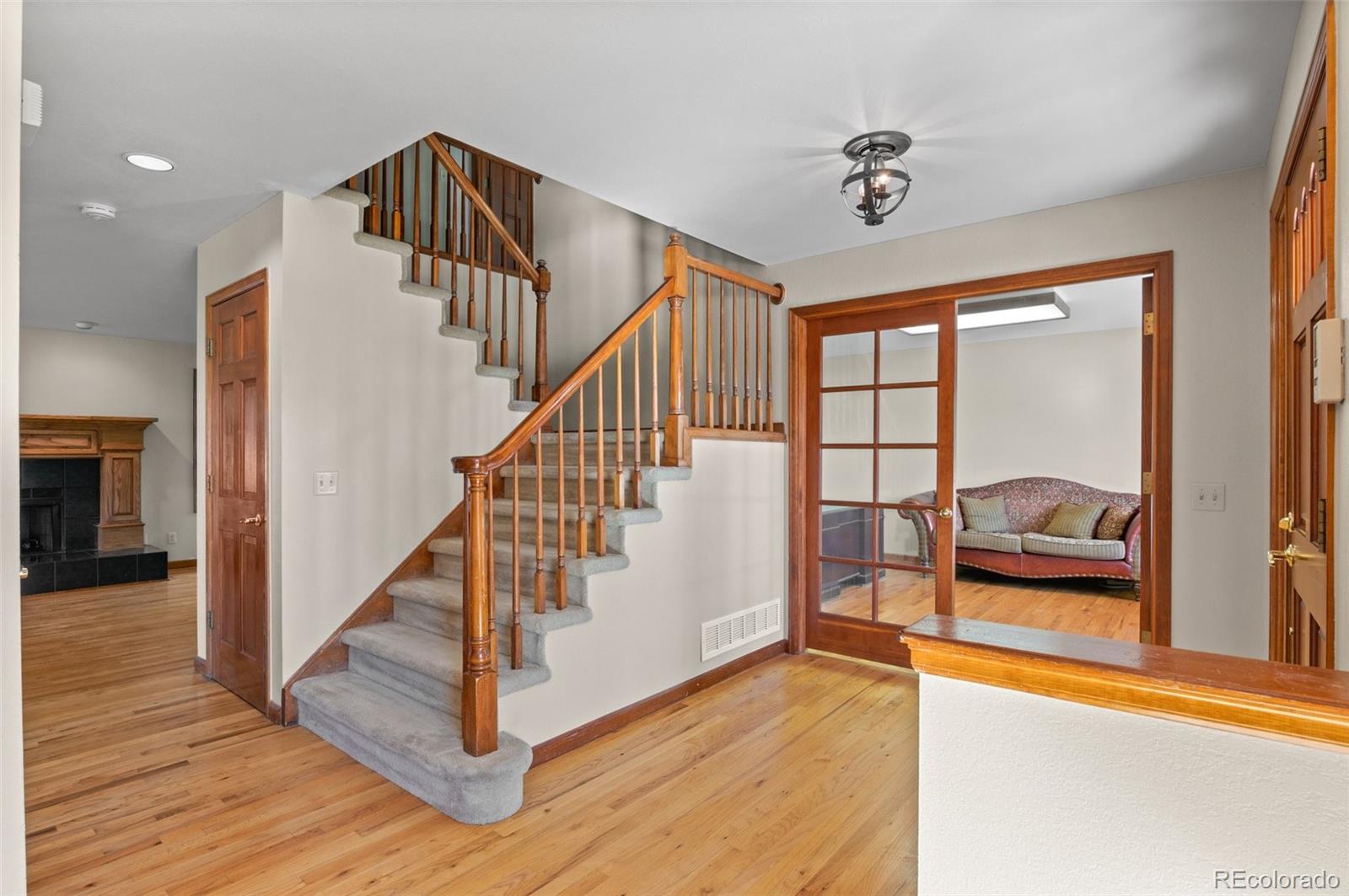 MLS Image #9 for 8000 s williams way,centennial, Colorado