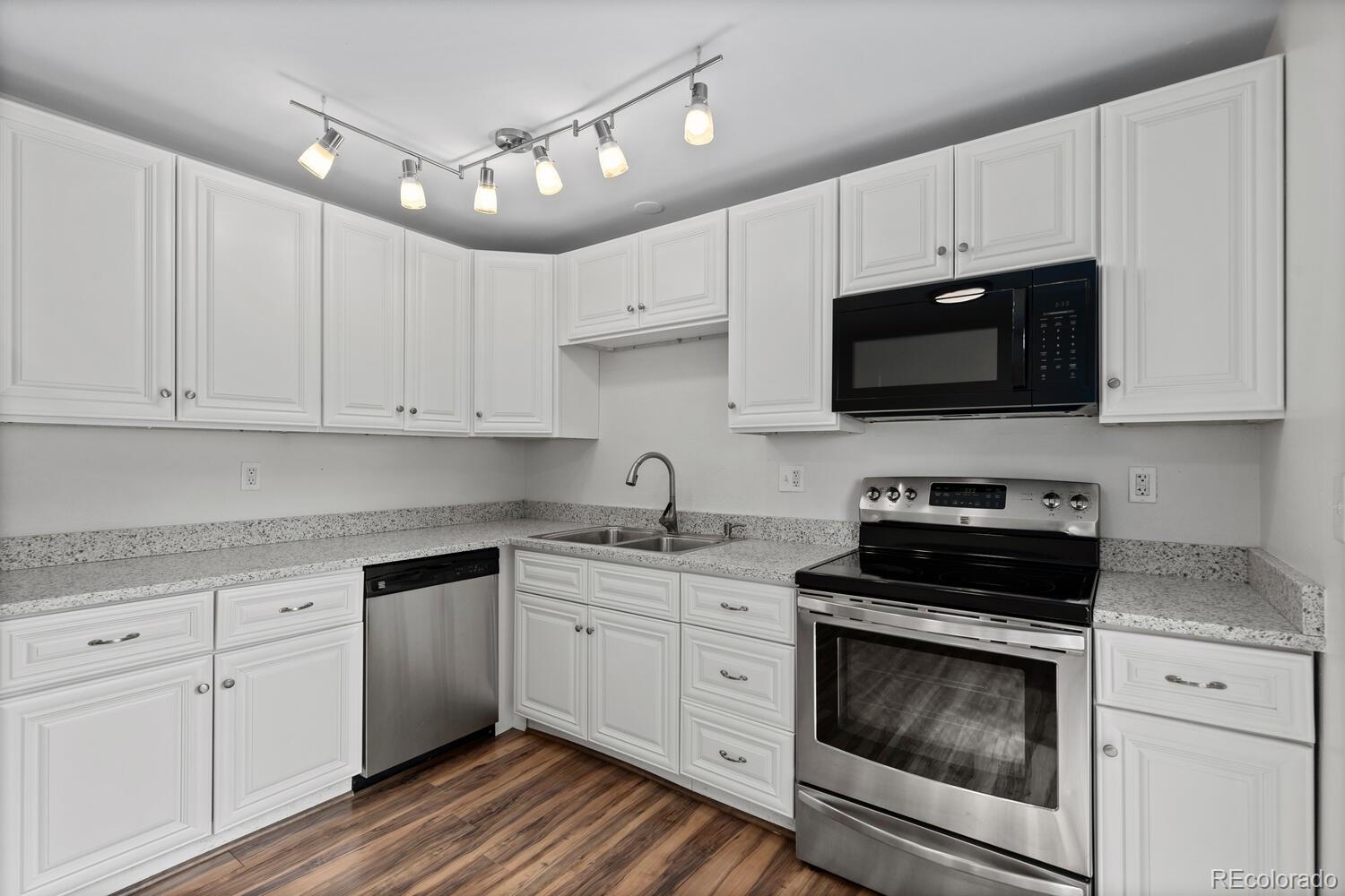 MLS Image #10 for 11823  steele street,thornton, Colorado