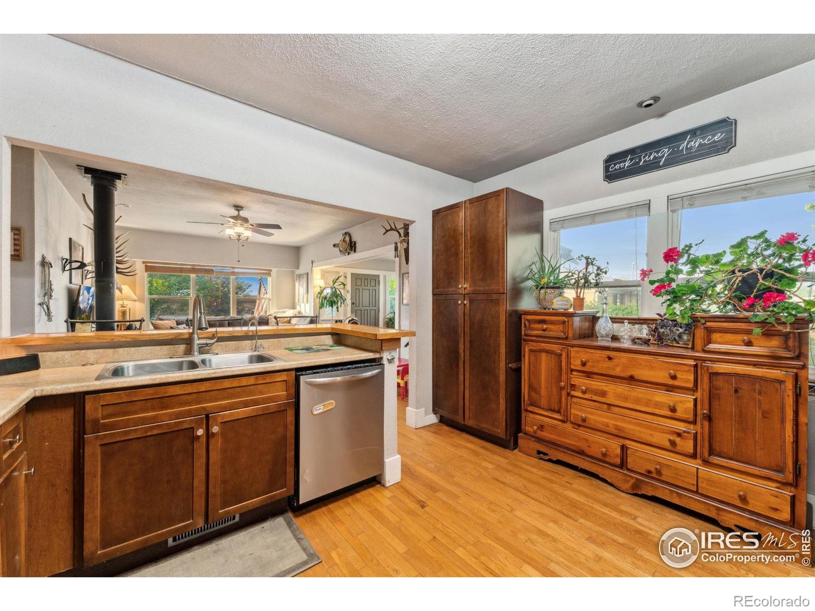 MLS Image #13 for 4900 w 6th avenue,denver, Colorado