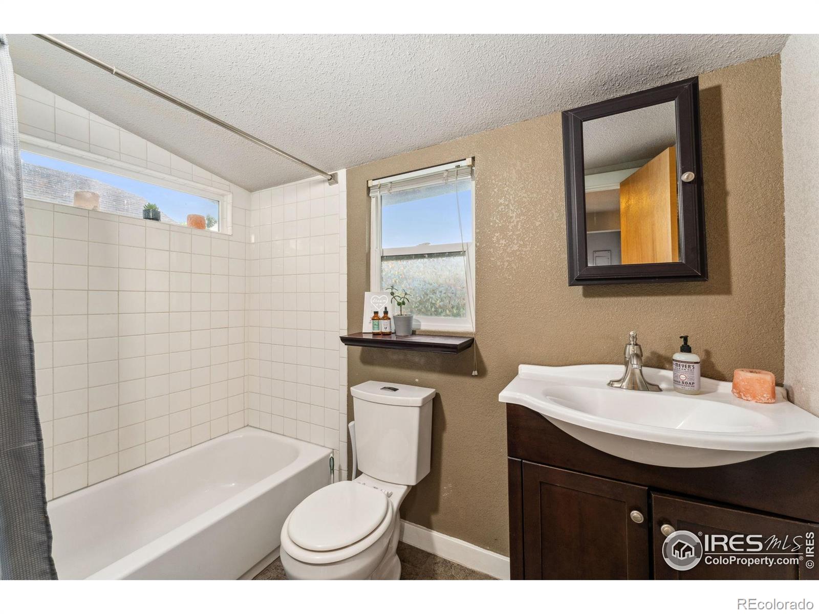 MLS Image #17 for 4900 w 6th avenue,denver, Colorado
