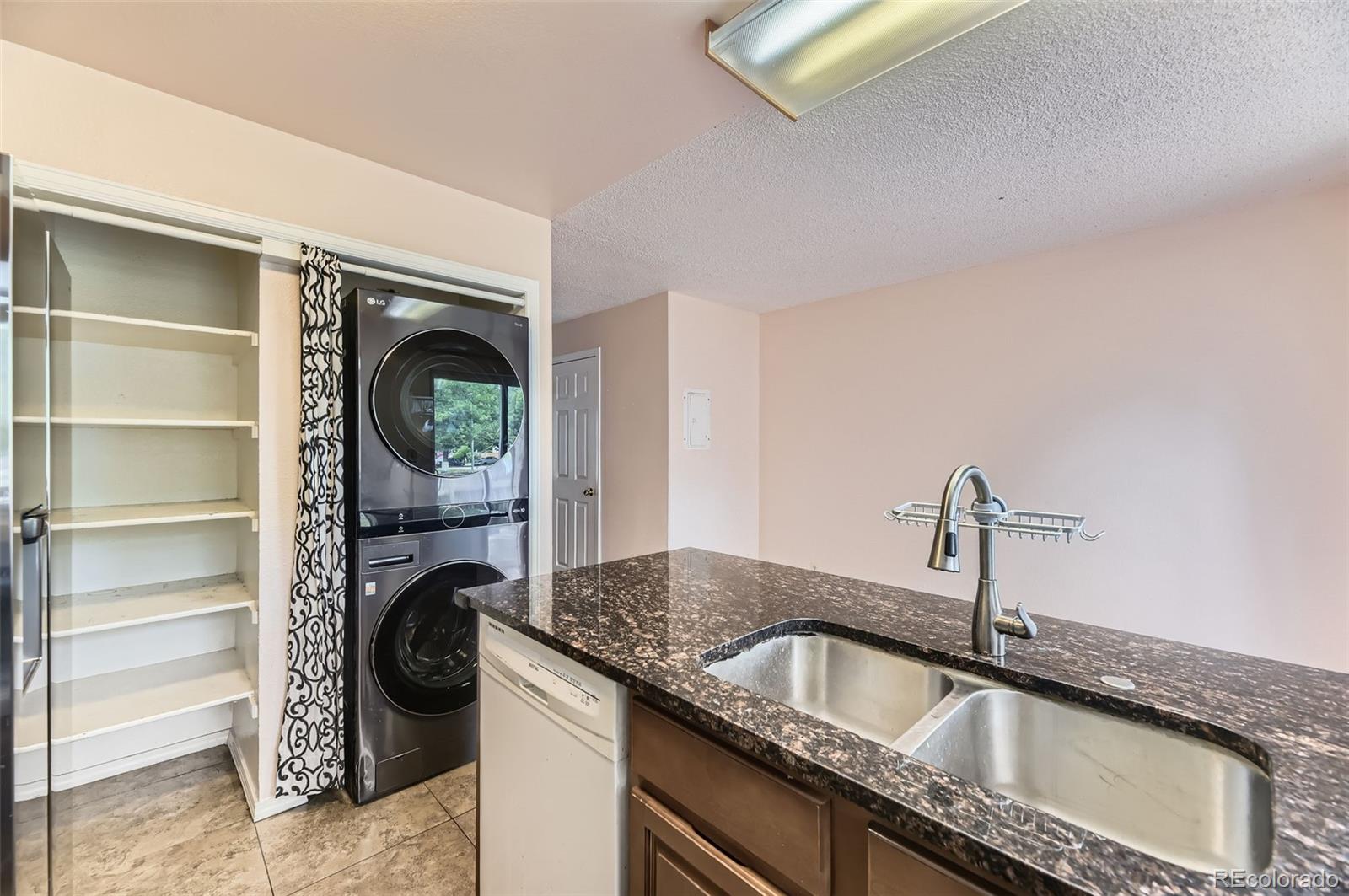 MLS Image #4 for 4130 e 94th avenue b,thornton, Colorado