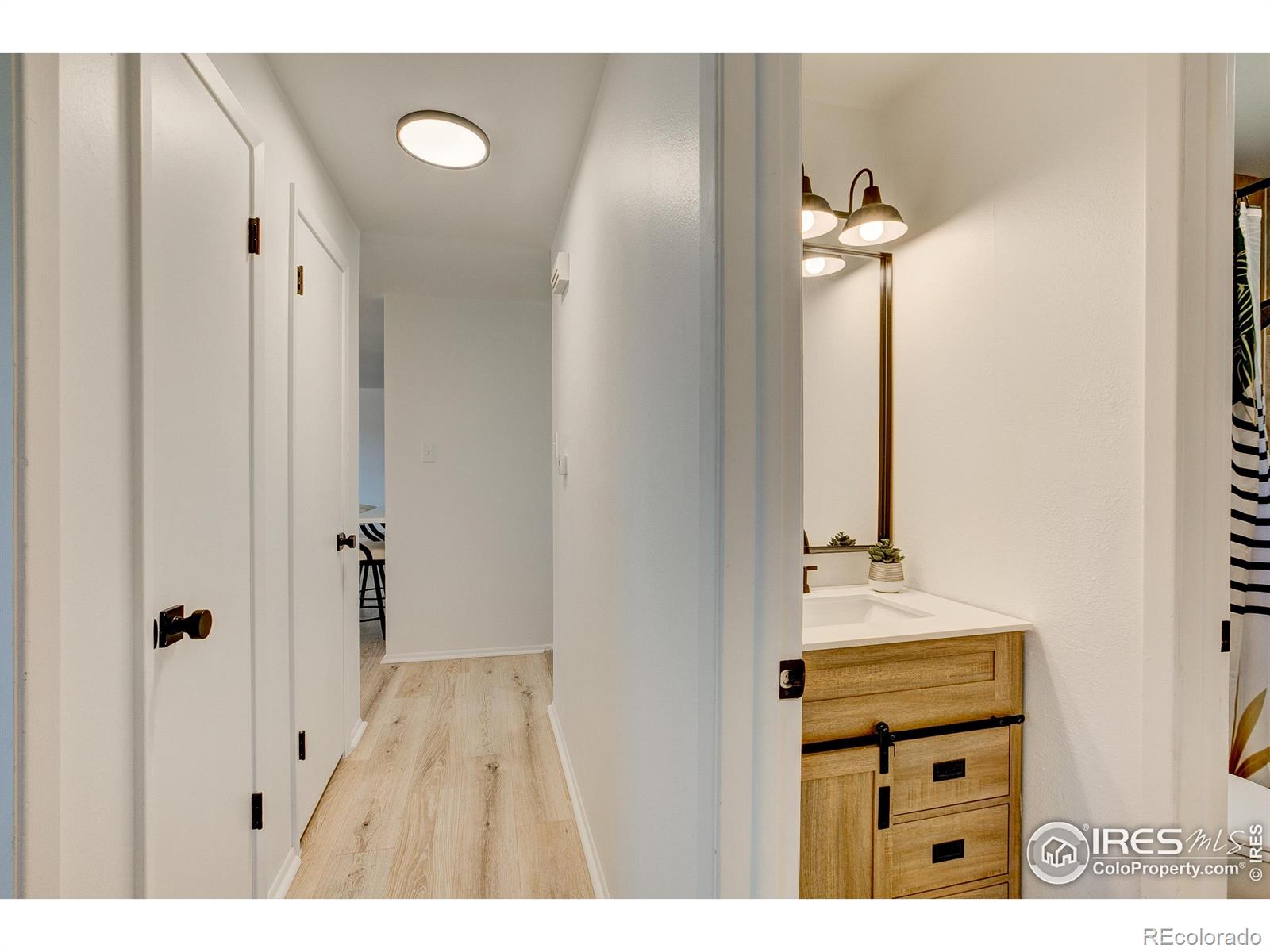 MLS Image #18 for 12802 e nevada circle,aurora, Colorado