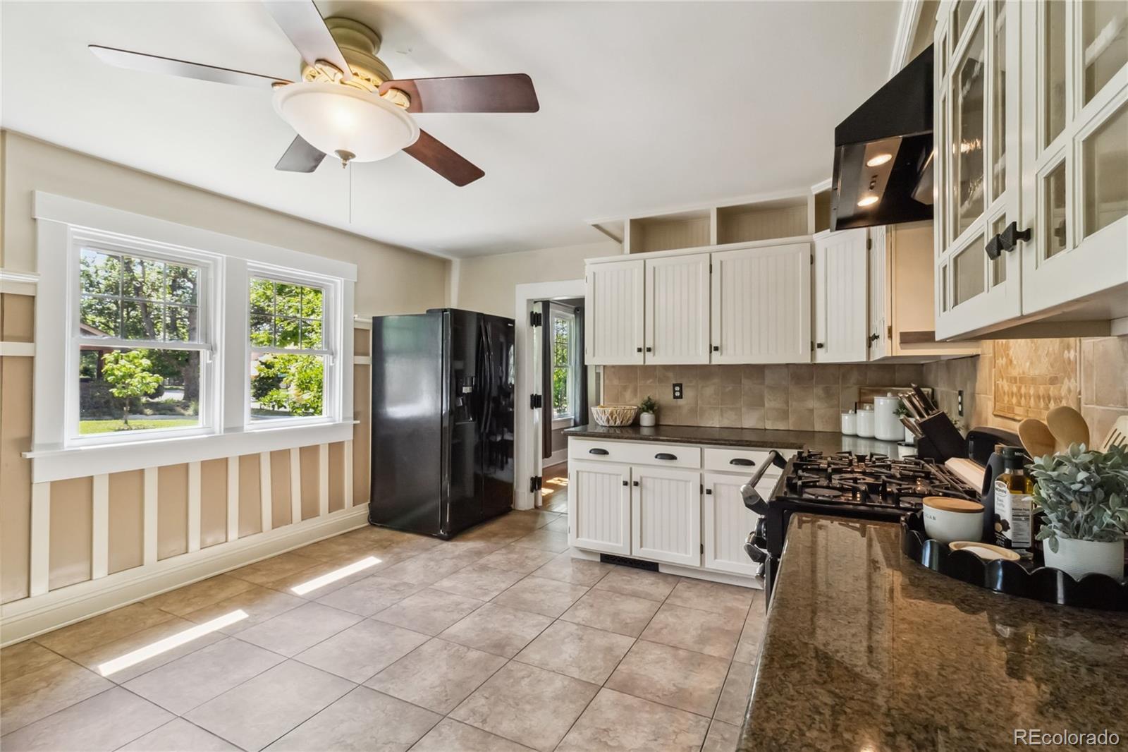 MLS Image #8 for 1326 e platte avenue,colorado springs, Colorado