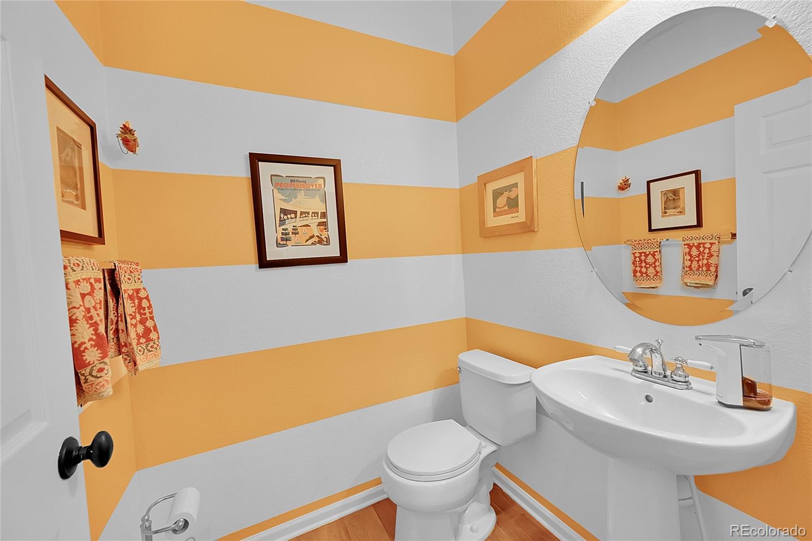 MLS Image #12 for 7064 e 2nd avenue,denver, Colorado