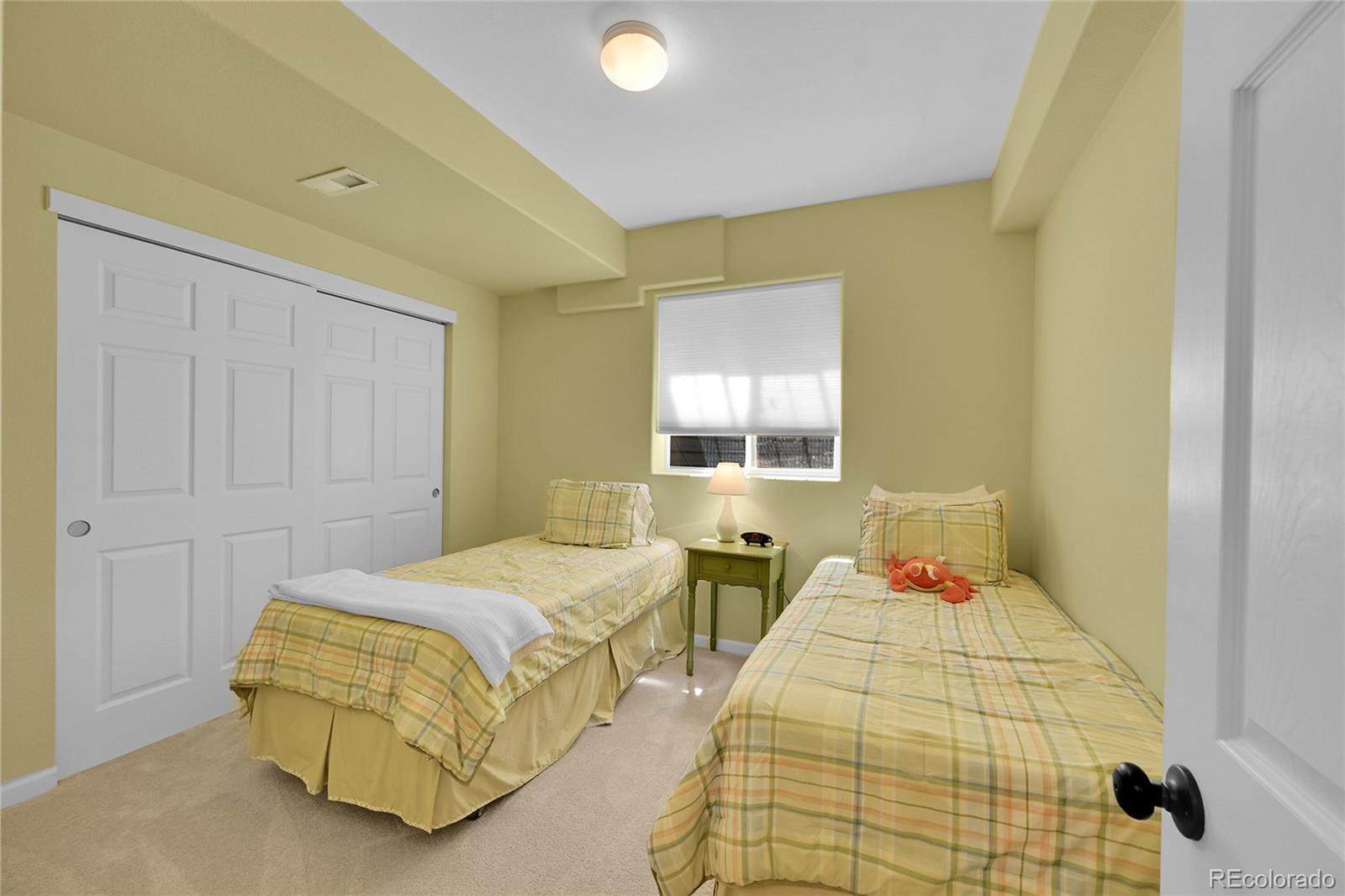 MLS Image #34 for 7064 e 2nd avenue,denver, Colorado