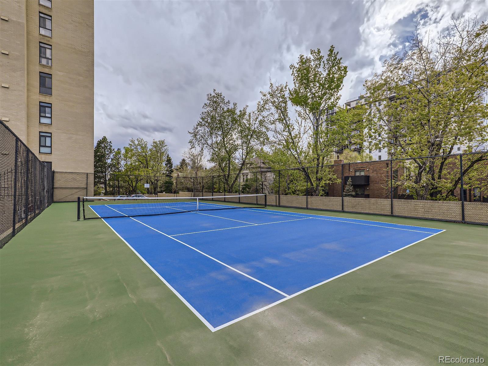MLS Image #27 for 800  pearl street 204,denver, Colorado