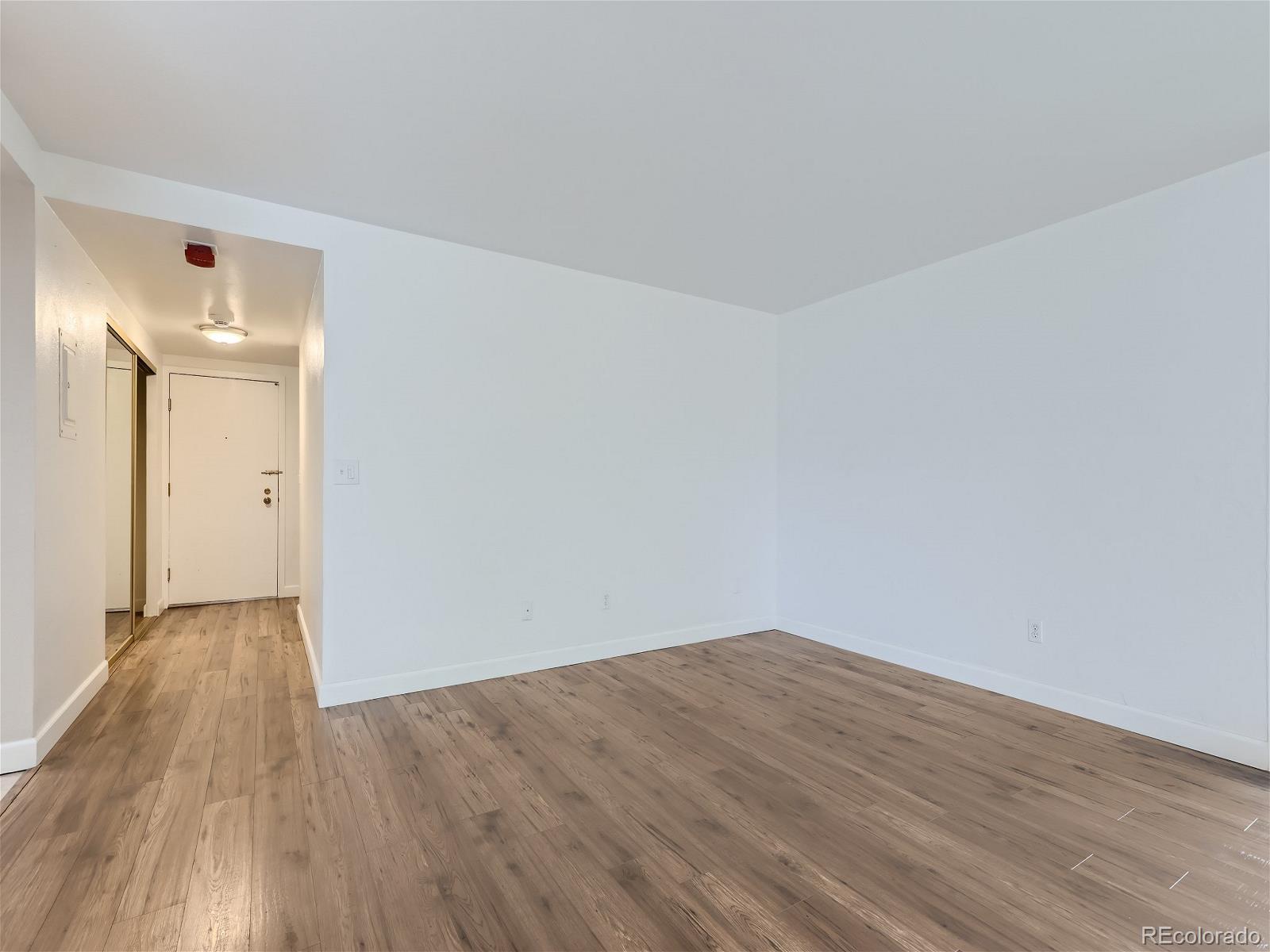 MLS Image #6 for 800  pearl street 204,denver, Colorado