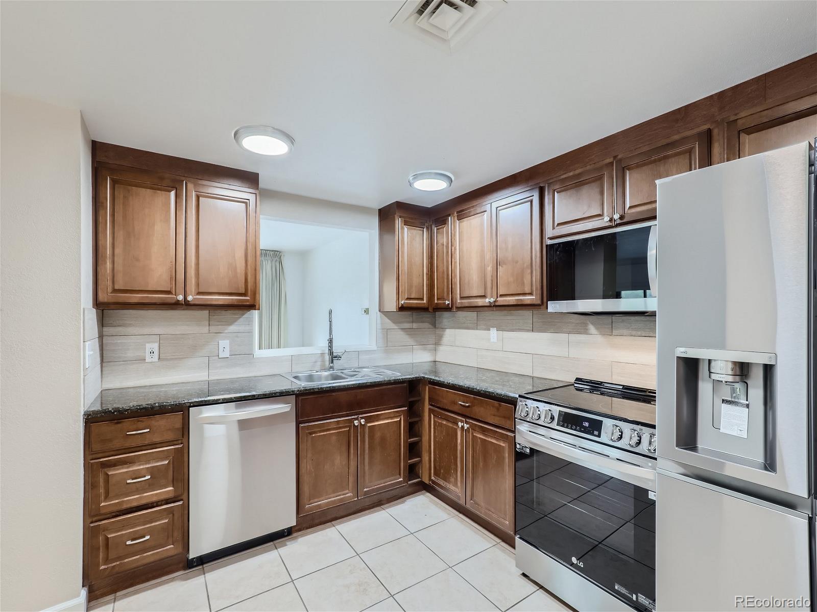 MLS Image #9 for 800  pearl street 204,denver, Colorado