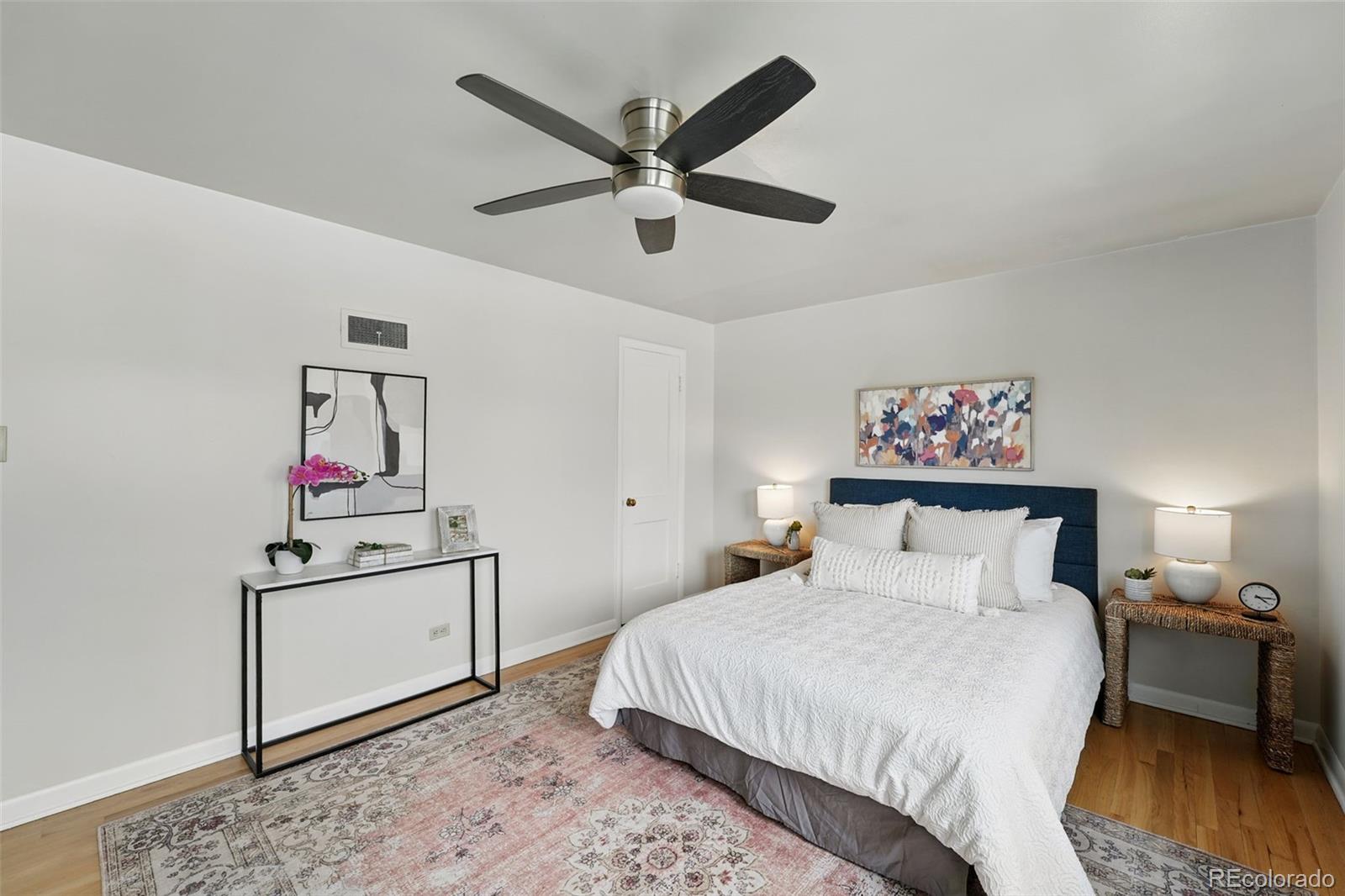 MLS Image #16 for 1376  ivanhoe street,denver, Colorado