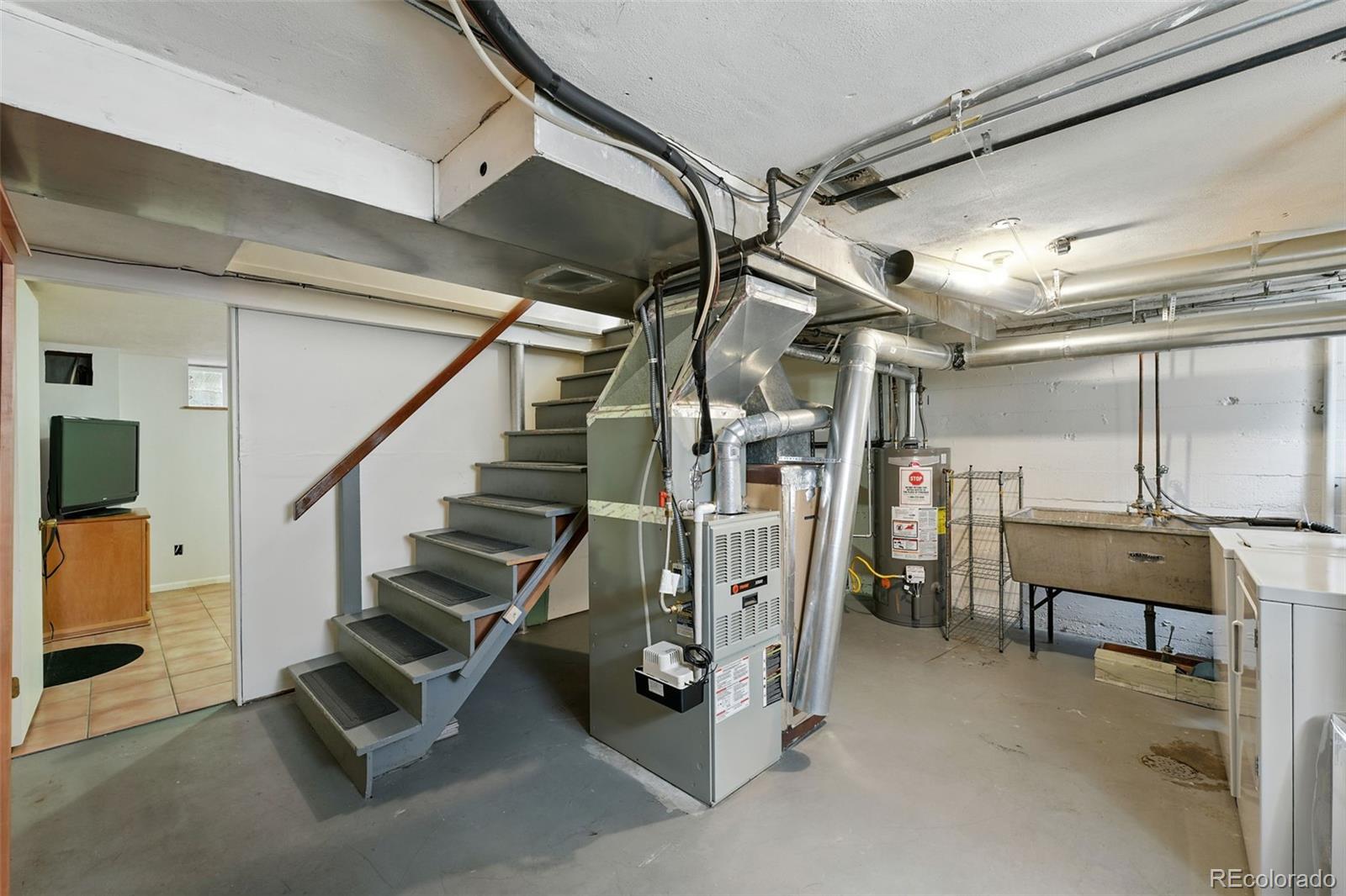 MLS Image #24 for 1376  ivanhoe street,denver, Colorado