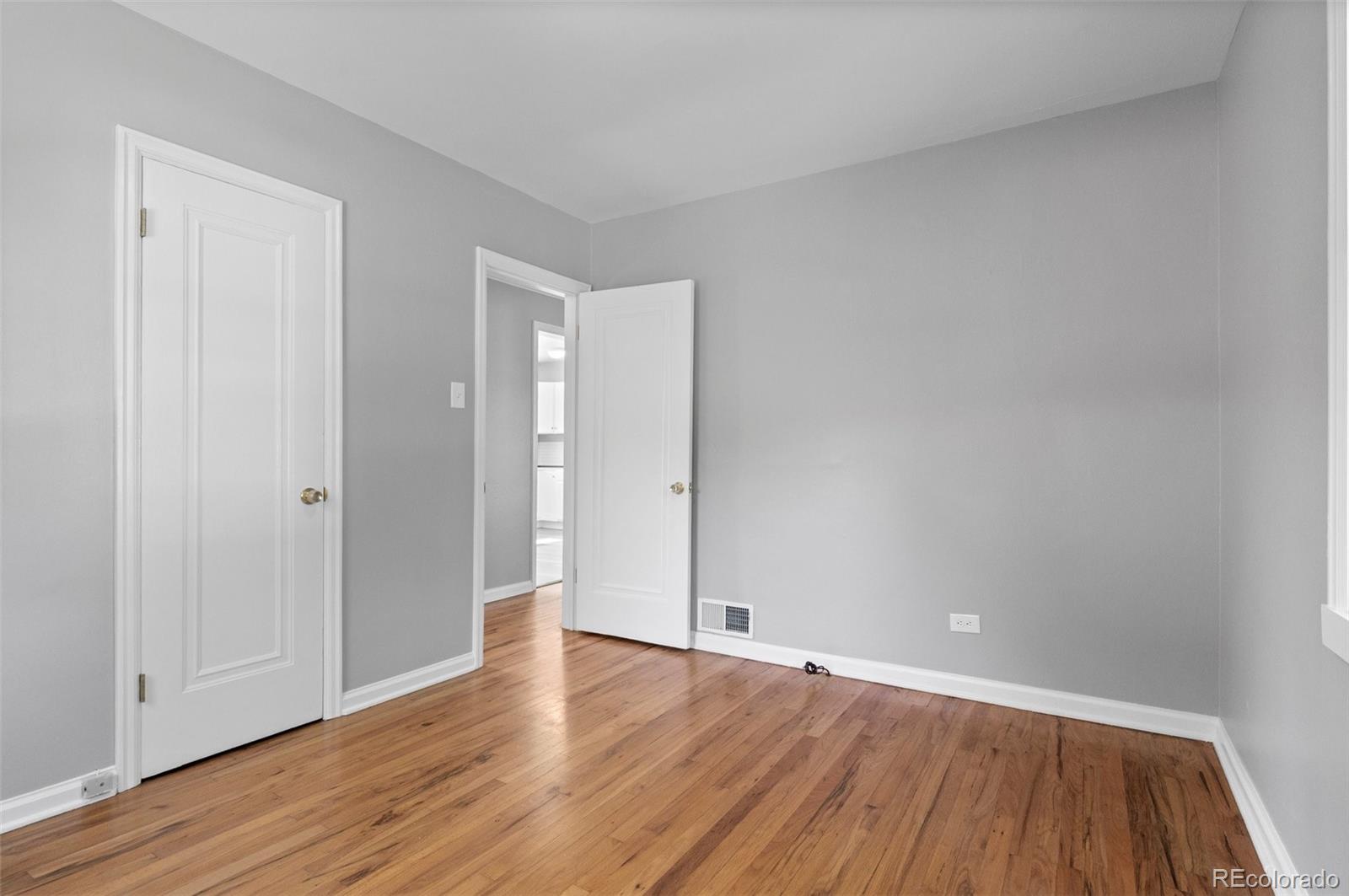 MLS Image #11 for 740  cherry street,denver, Colorado