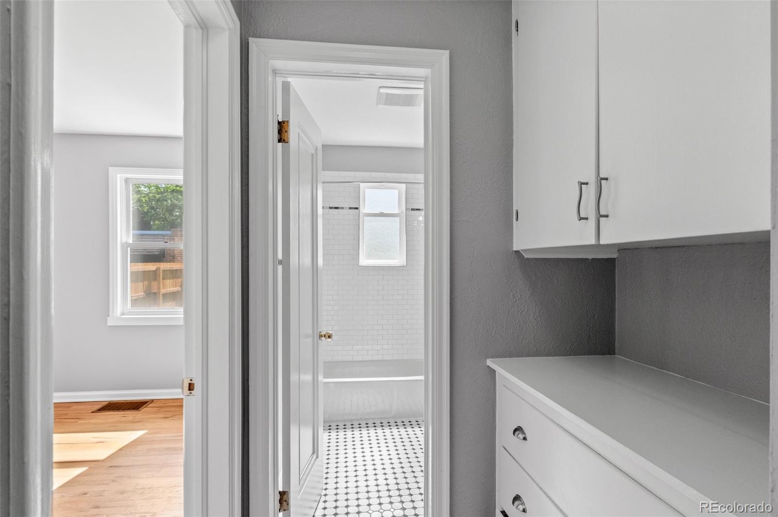 MLS Image #26 for 740  cherry street,denver, Colorado