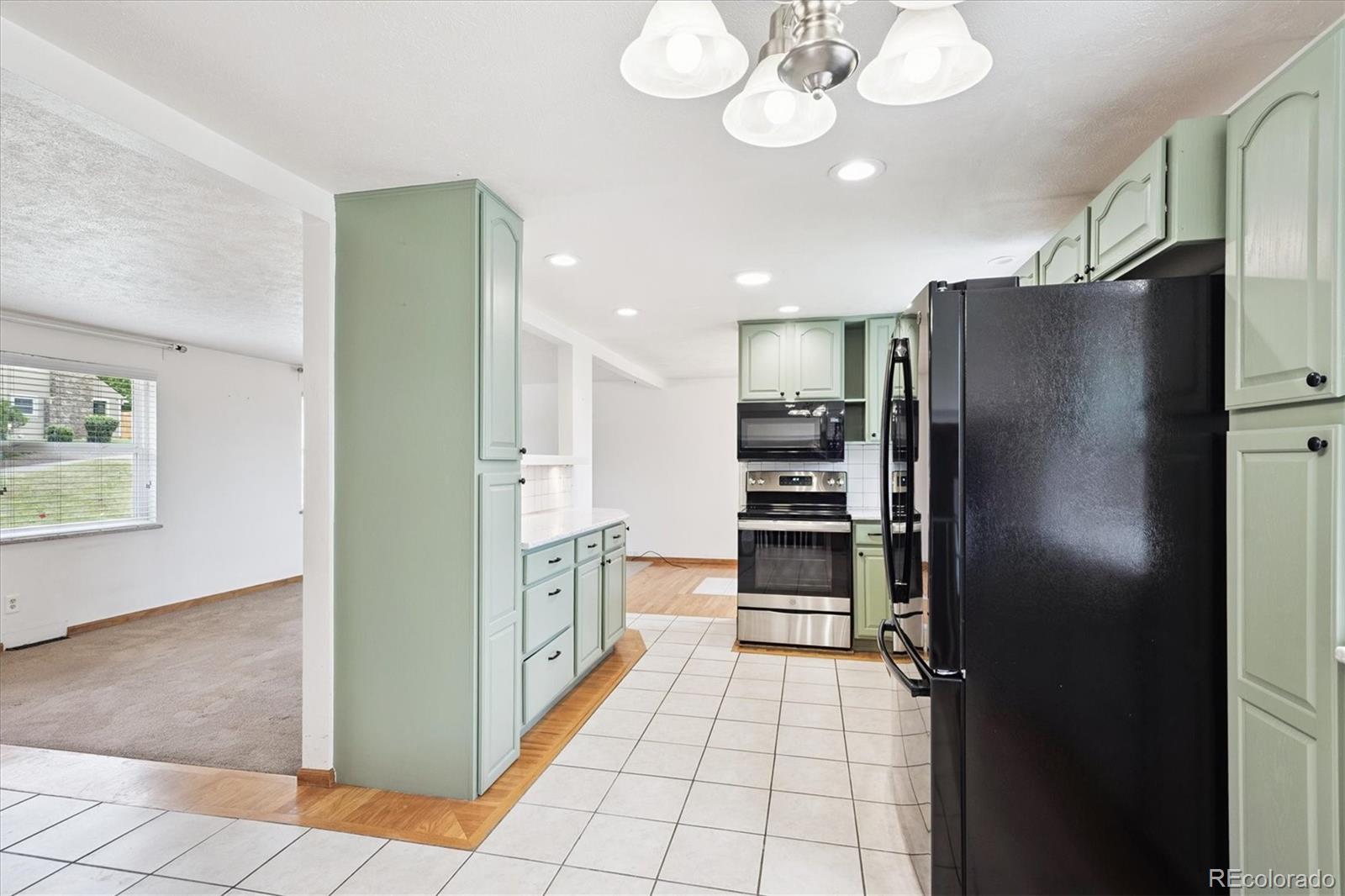 MLS Image #10 for 7323  upham court,arvada, Colorado
