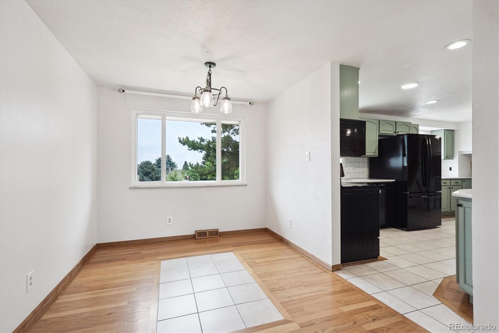 MLS Image #7 for 7323  upham court,arvada, Colorado