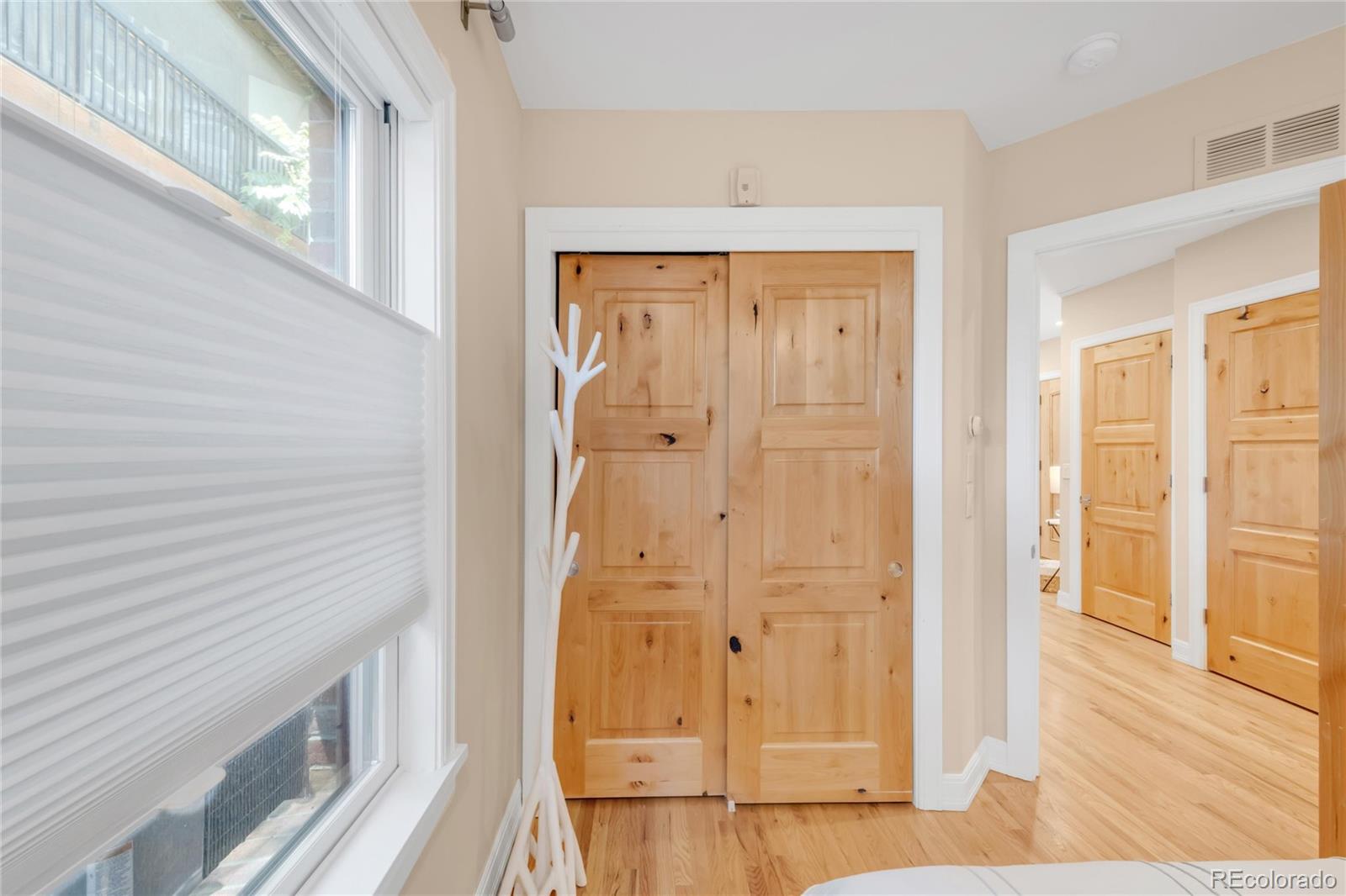 MLS Image #12 for 1824  pearl street,boulder, Colorado