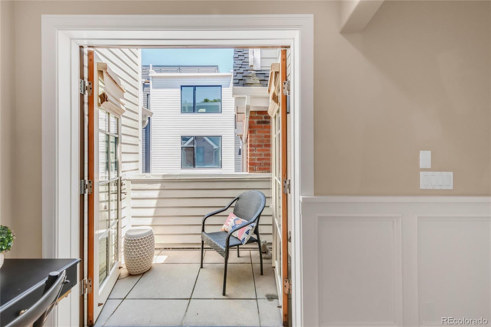 MLS Image #18 for 1824  pearl street,boulder, Colorado