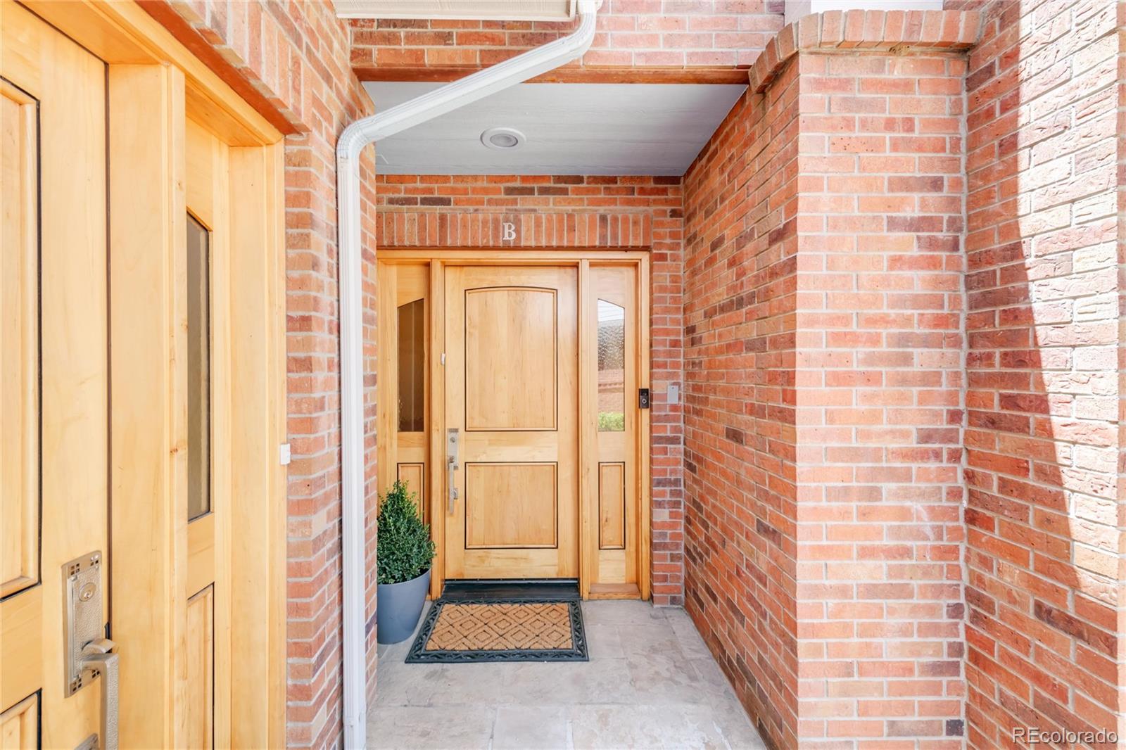 MLS Image #4 for 1824  pearl street,boulder, Colorado