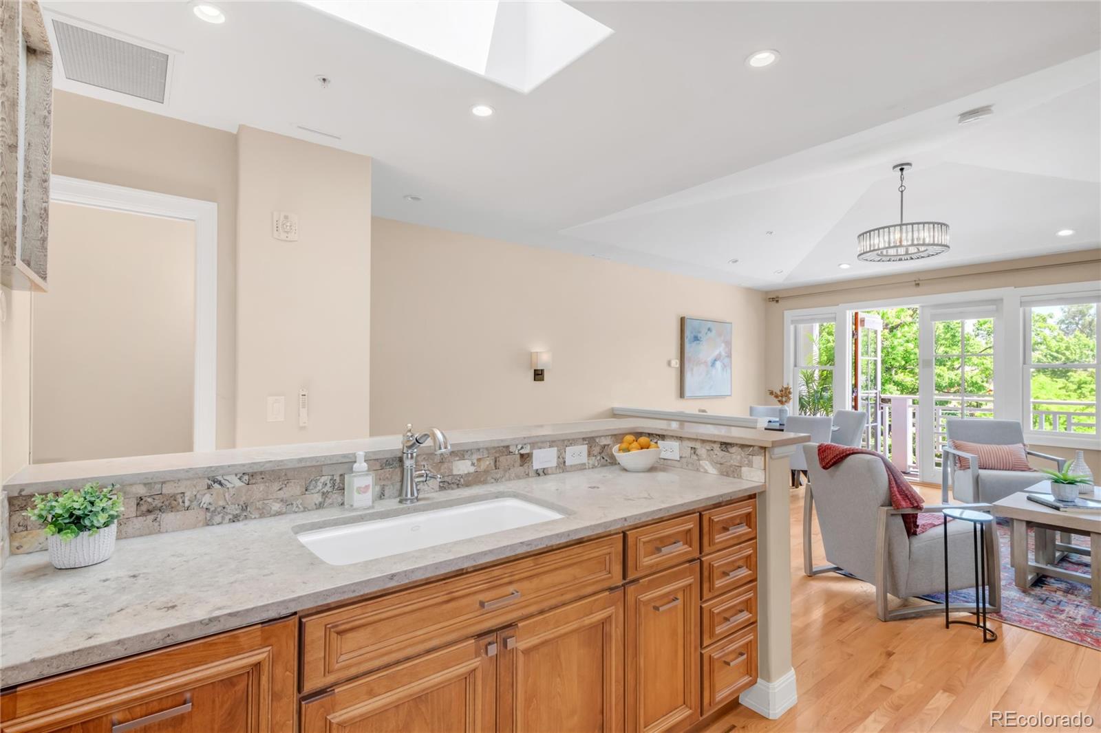 MLS Image #44 for 1824  pearl street,boulder, Colorado