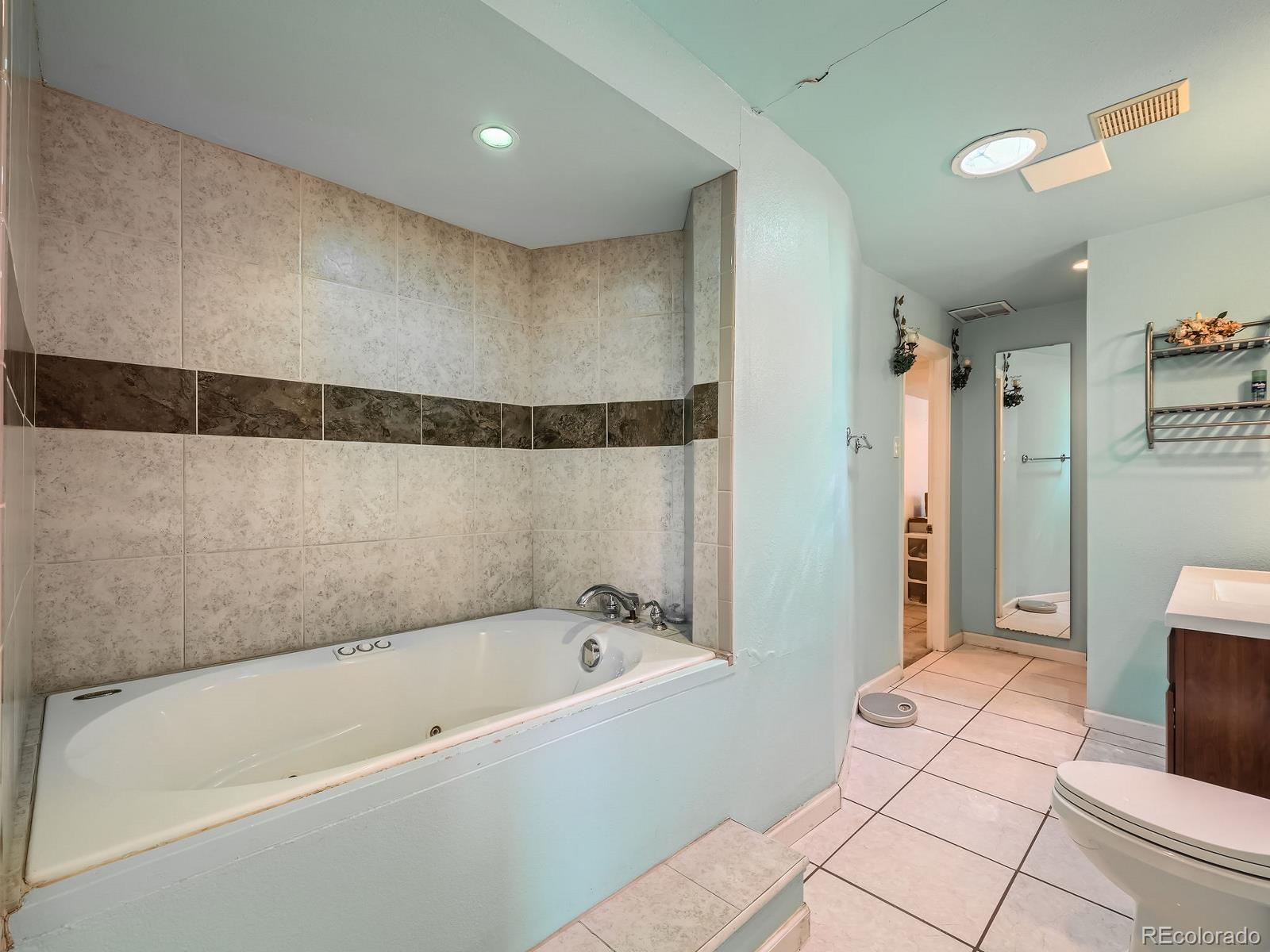 MLS Image #25 for 15769 e greenwood drive,aurora, Colorado