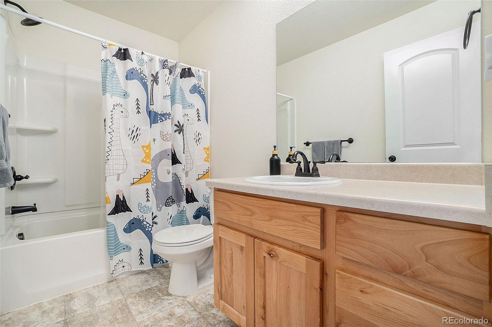 MLS Image #18 for 2137  day spring drive,windsor, Colorado