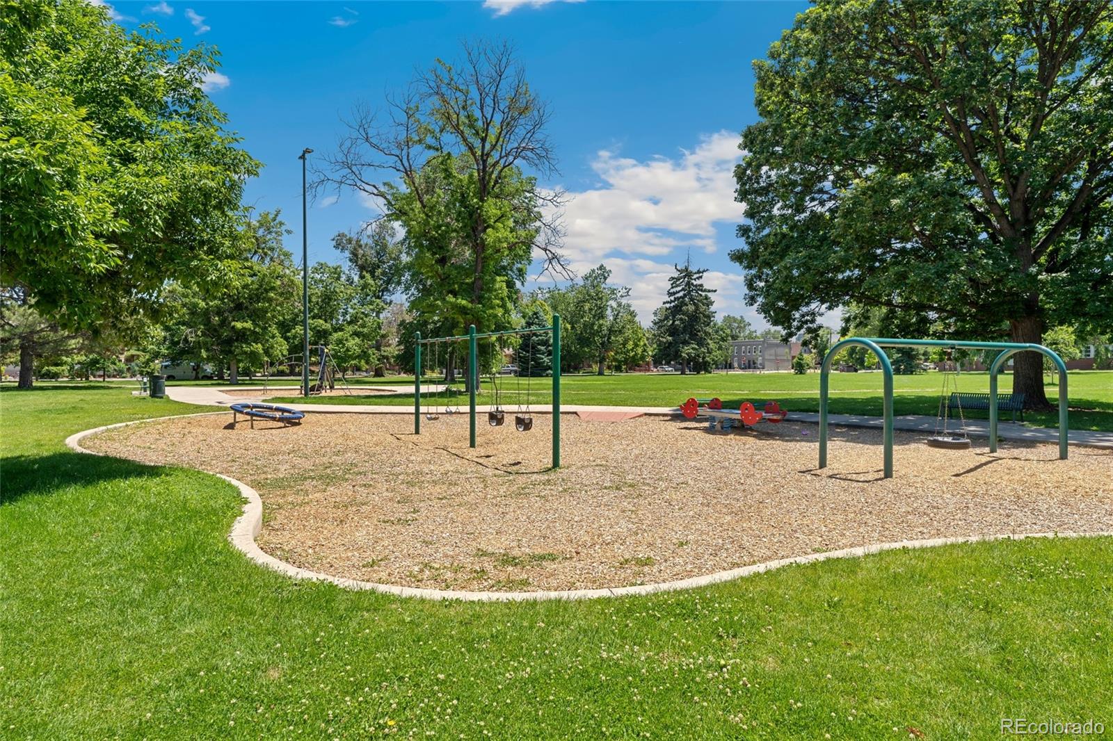 MLS Image #29 for 2829 n franklin street,denver, Colorado