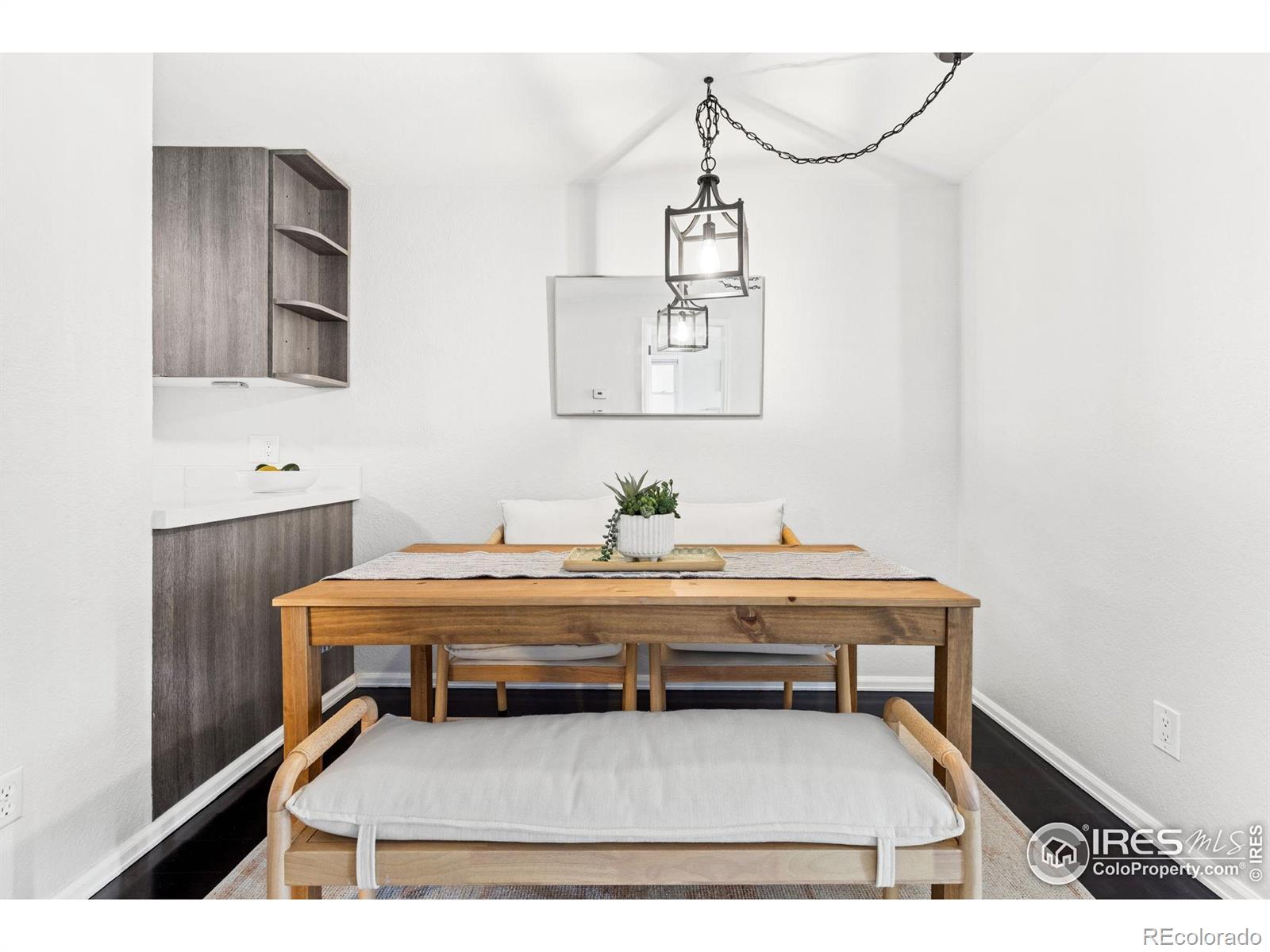 MLS Image #12 for 2201  pearl street,boulder, Colorado