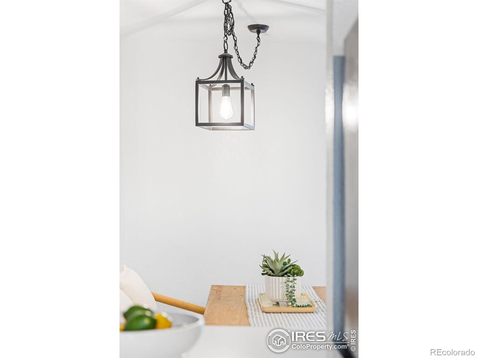 MLS Image #13 for 2201  pearl street,boulder, Colorado