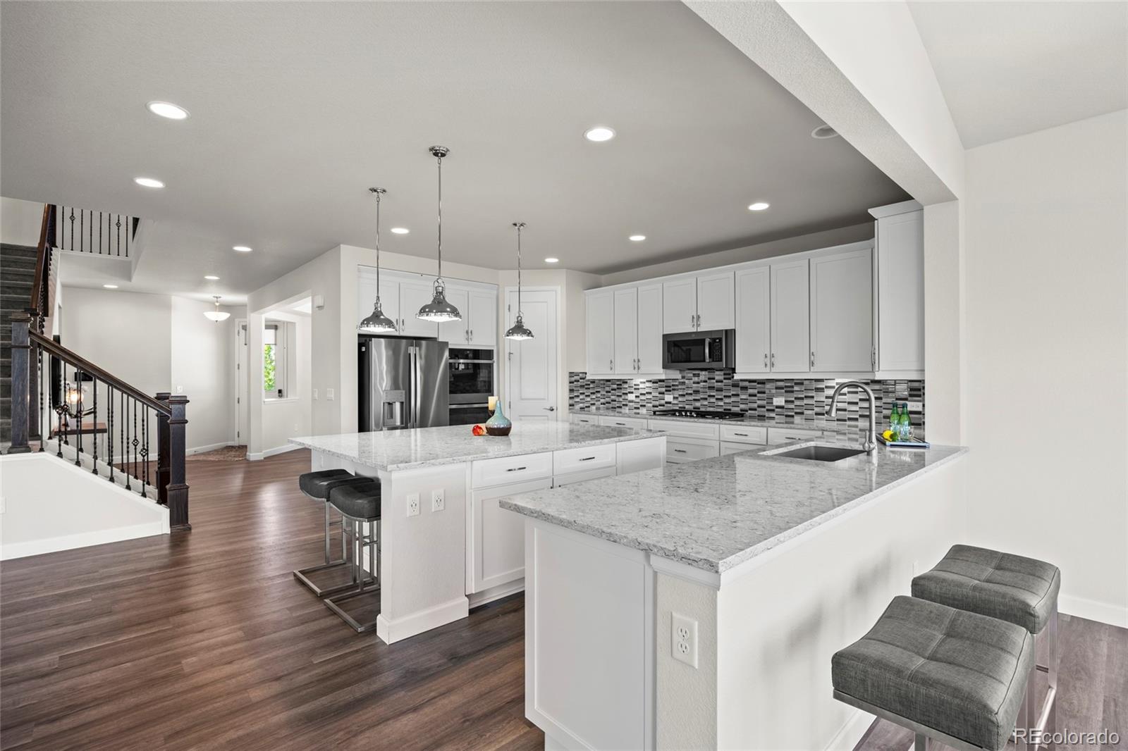 MLS Image #7 for 7166 s vandriver way,aurora, Colorado
