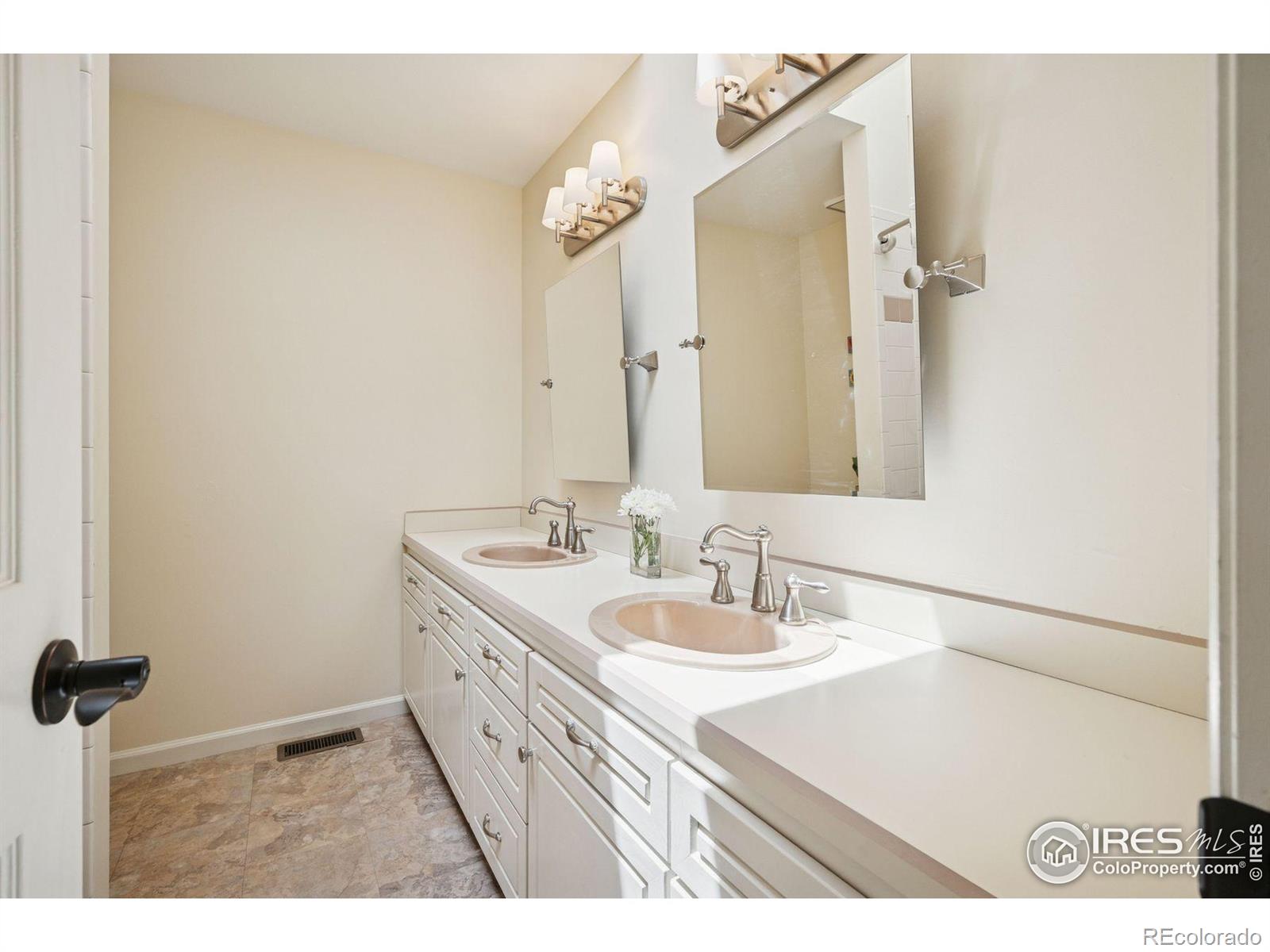 MLS Image #22 for 4483 s meadow drive,boulder, Colorado