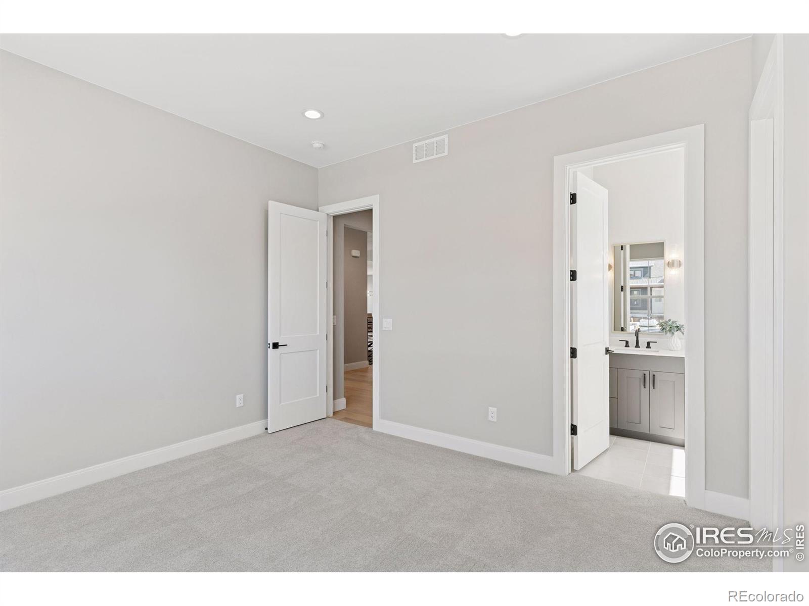 MLS Image #5 for 1425  burt avenue,berthoud, Colorado