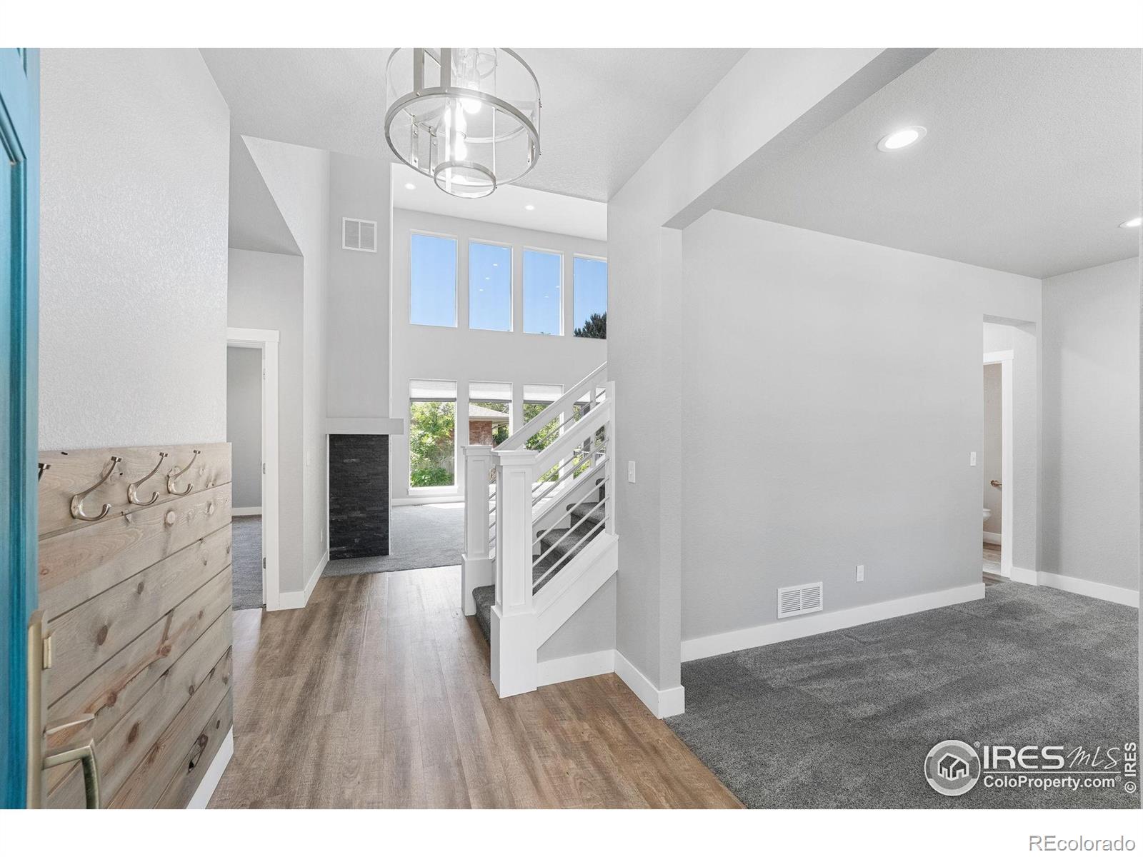 MLS Image #5 for 803  imperial court,loveland, Colorado
