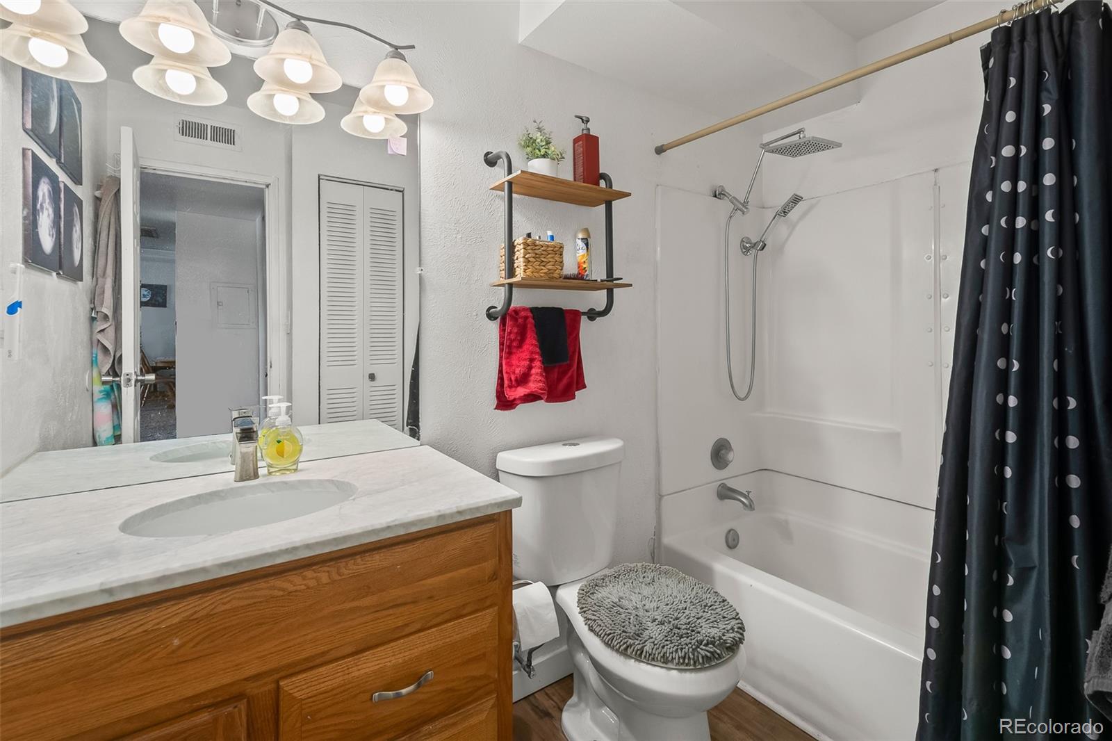 MLS Image #18 for 3613 s sheridan boulevard,denver, Colorado
