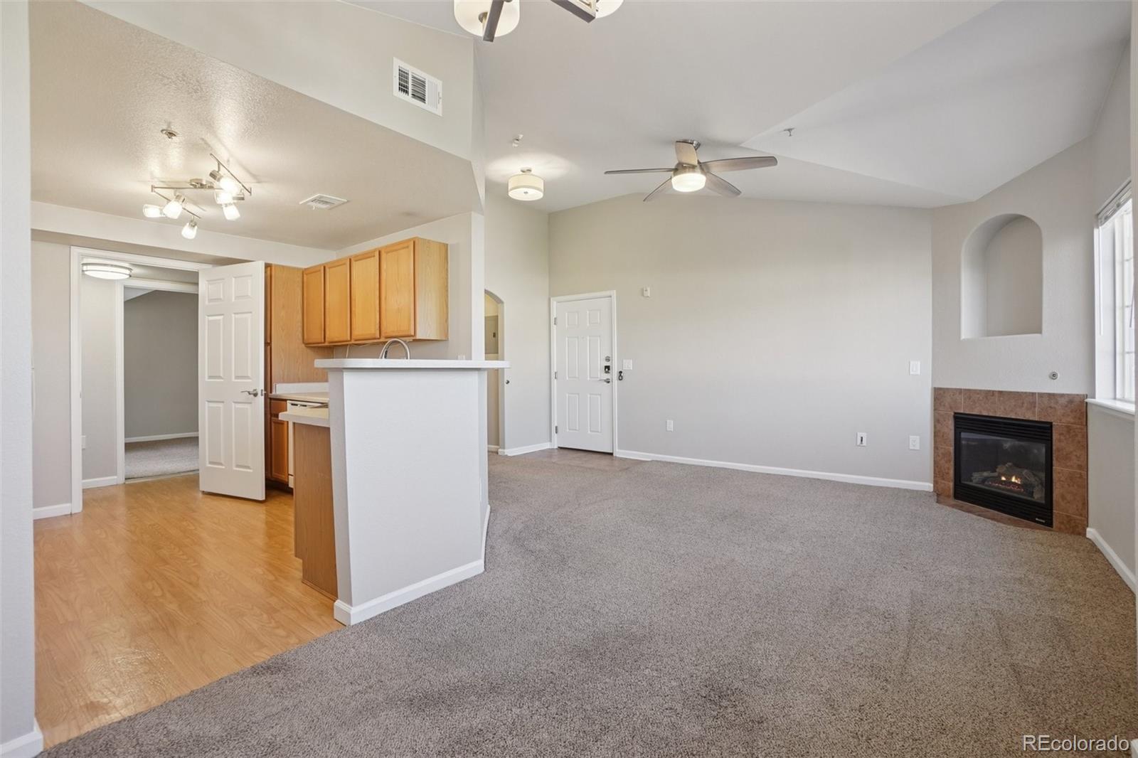 MLS Image #17 for 5726 n genoa way 301,aurora, Colorado
