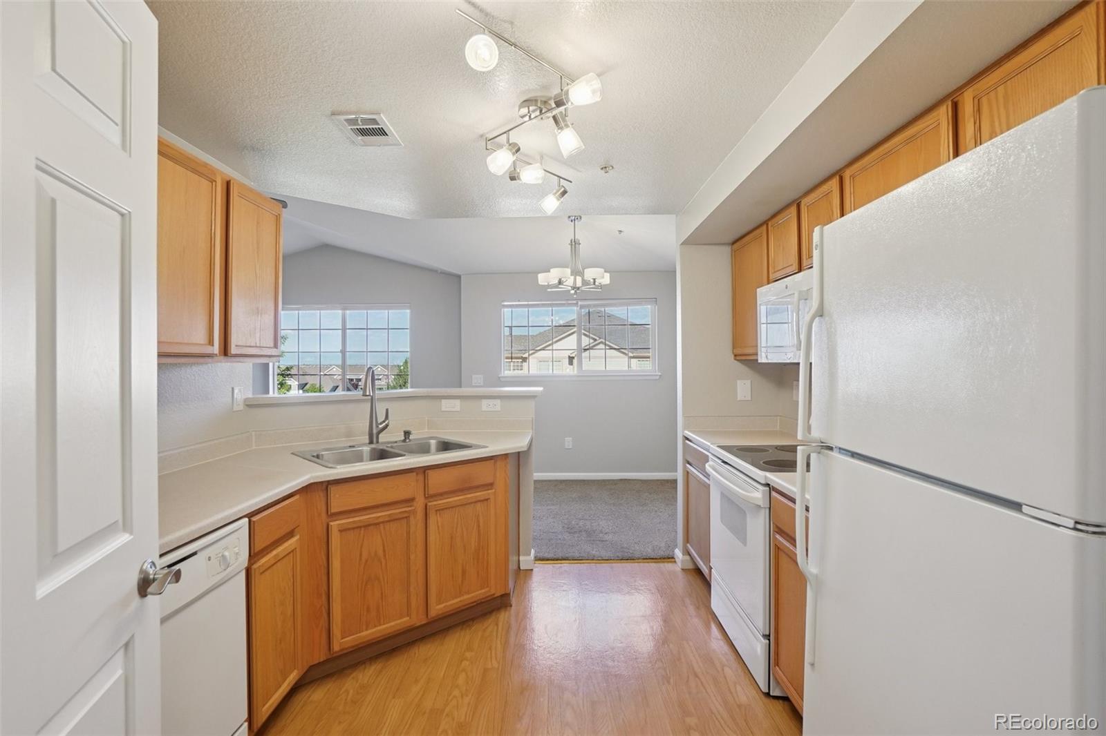 MLS Image #25 for 5726 n genoa way 301,aurora, Colorado