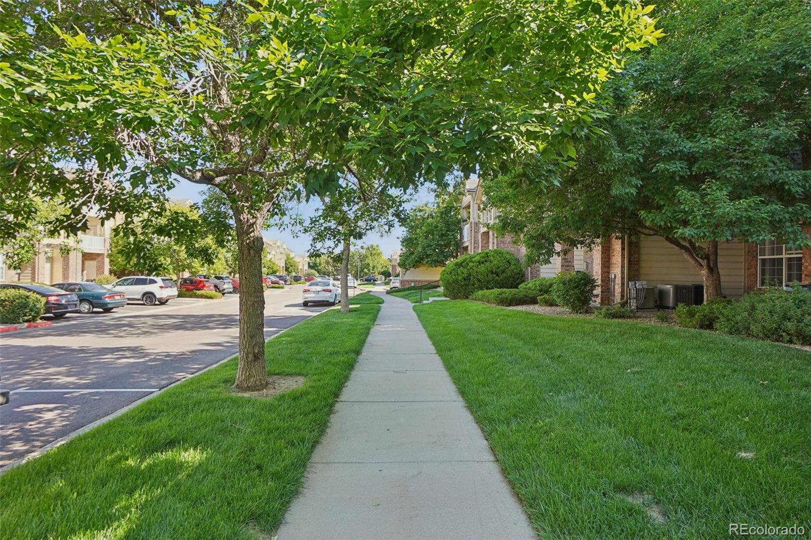 MLS Image #7 for 5726 n genoa way 301,aurora, Colorado