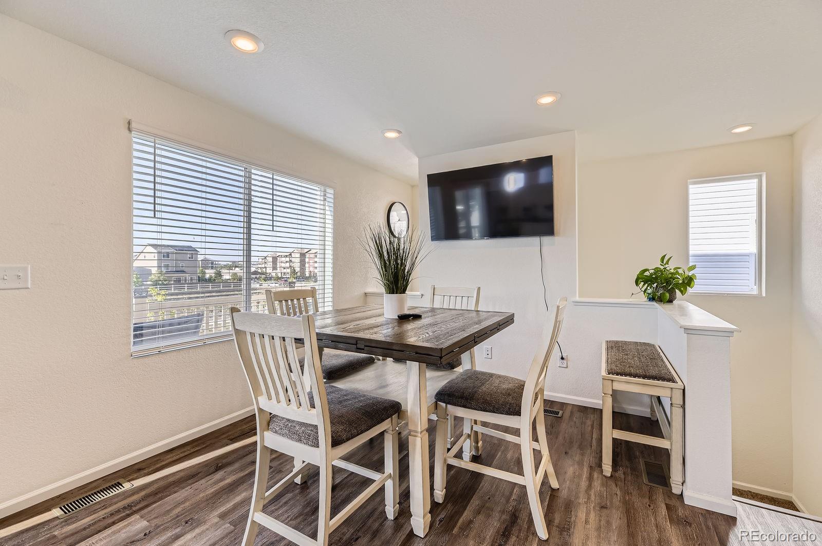 MLS Image #10 for 18270 e 51st place,denver, Colorado
